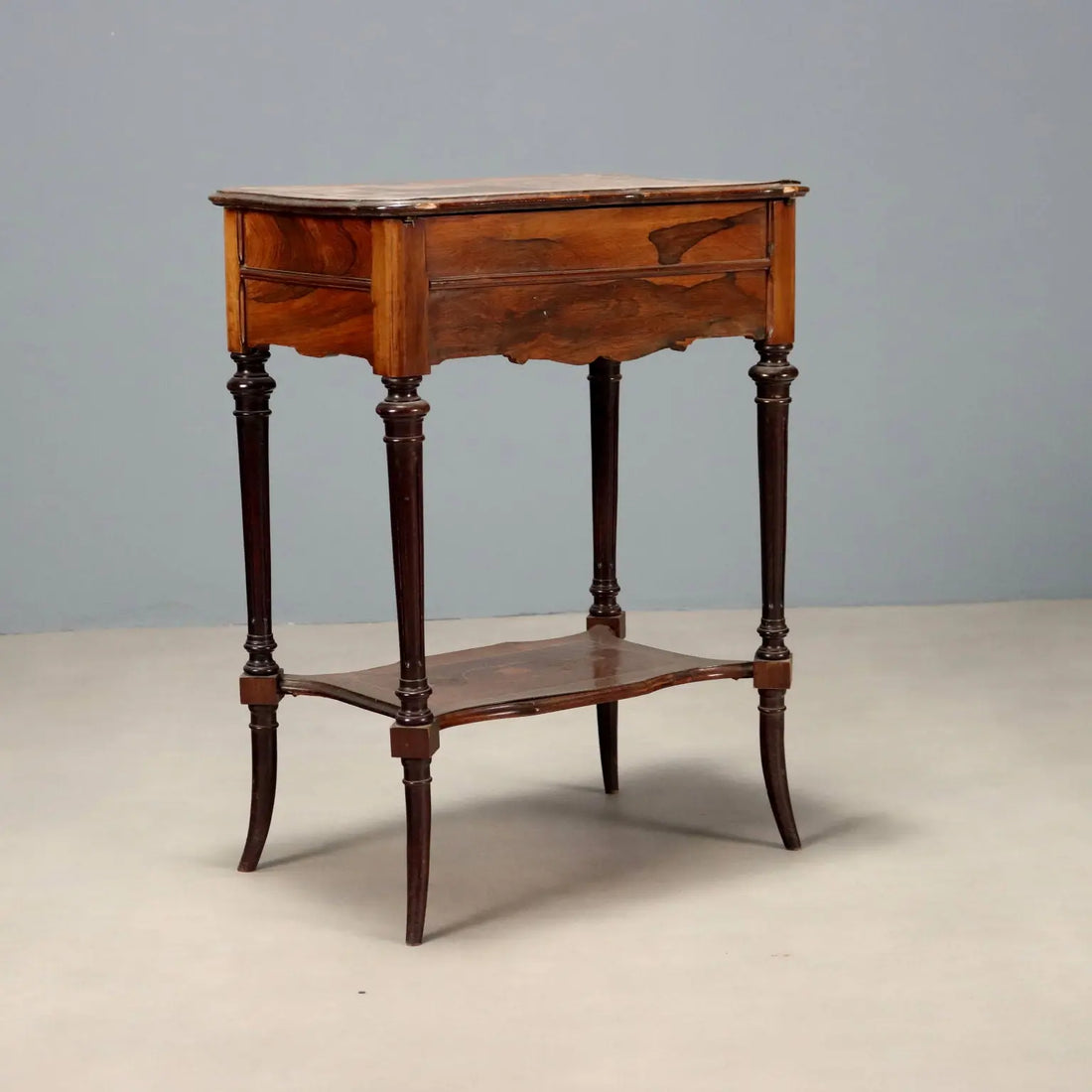 Antique Small Table Various Wood Essences England XX Century - England, Early XX Century | Antiques | Side & Coffee Tables