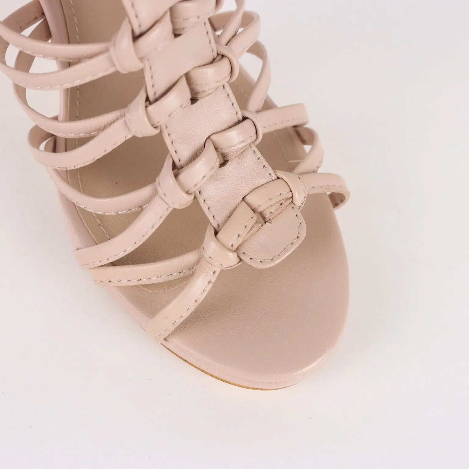Second-Hand Guess Sandals Leather N. 6 USA - N. 8 | Clothing | Summer Accessories