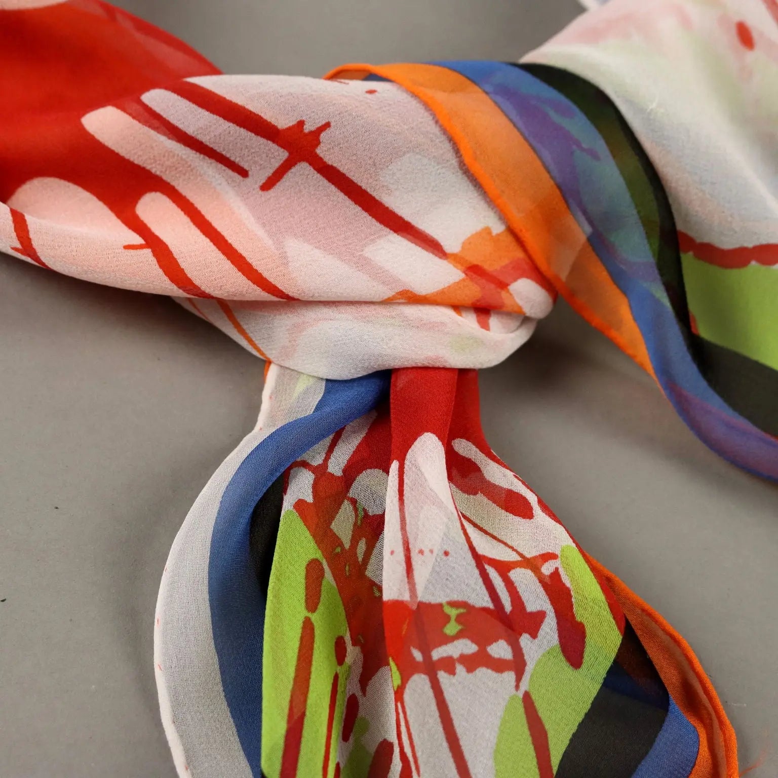 Krizia Scarf Pure Silk Geometric Print Second Hand Italy - Pure Silk | Clothing & House Linens | Second hand