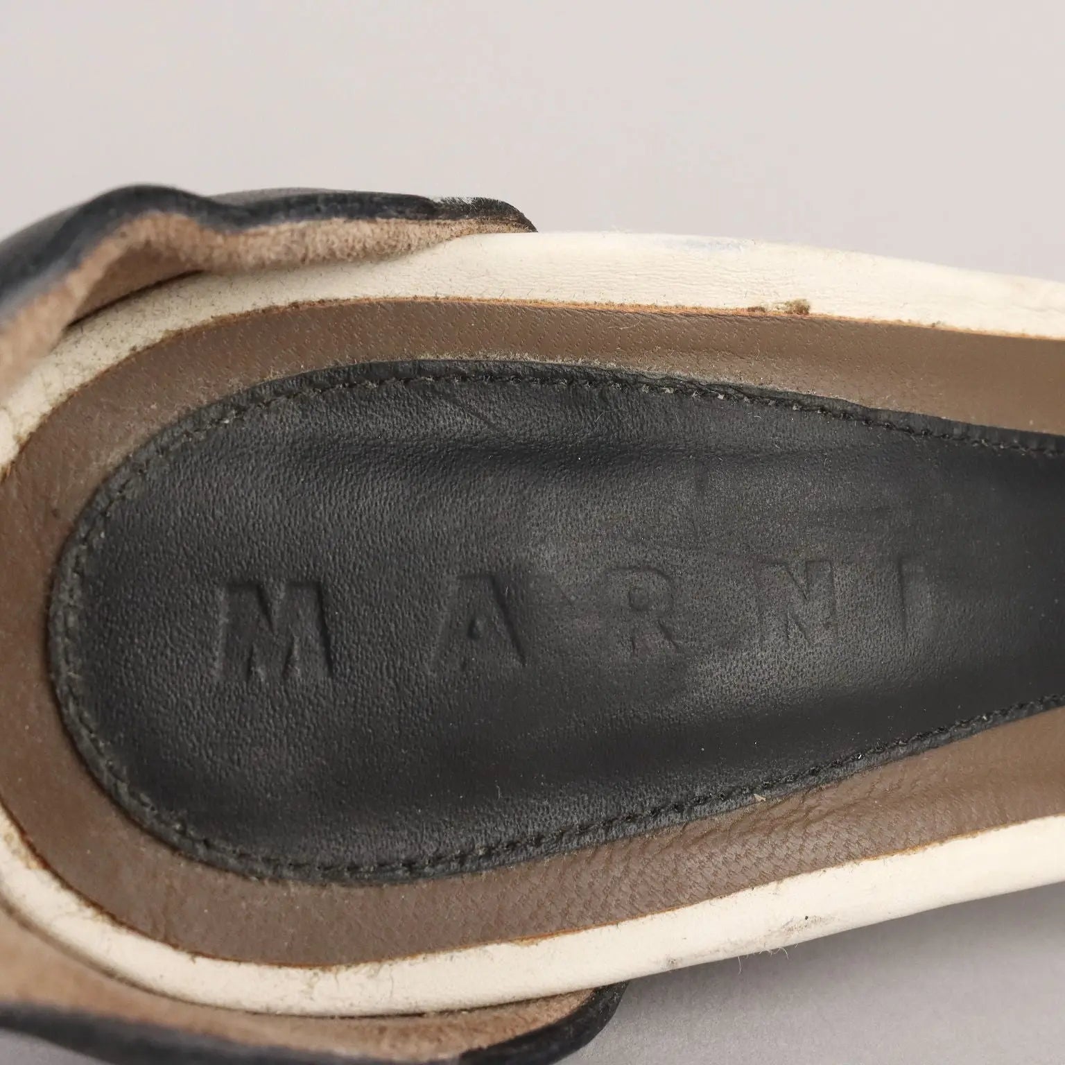 Marni Black and White Sandals Leather Second Hand UK Size 6 - UK Size 6 | Clothing & House Linens | Second hand