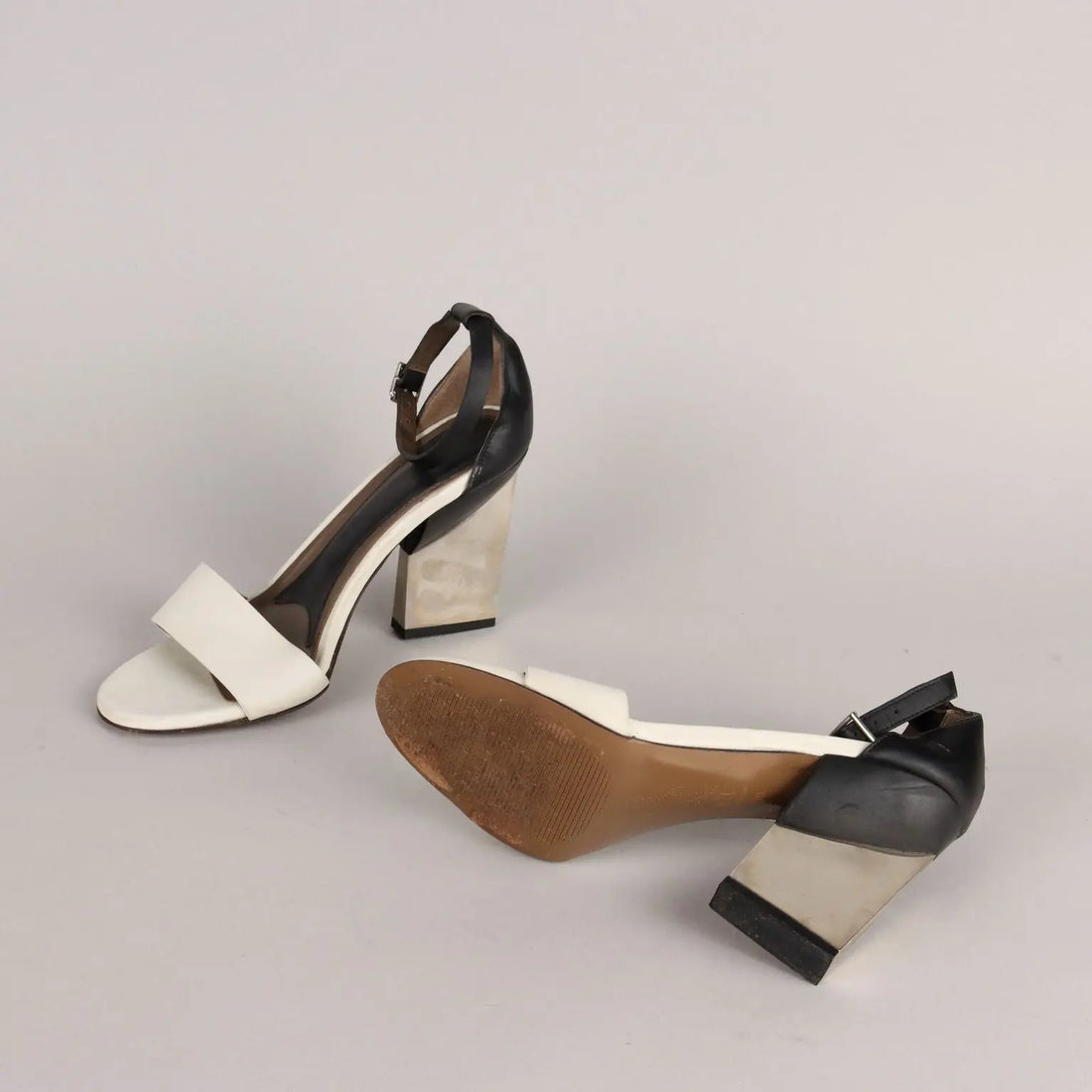 Marni Black and White Sandals Leather Second Hand UK Size 6 - UK Size 6 | Clothing & House Linens | Second hand