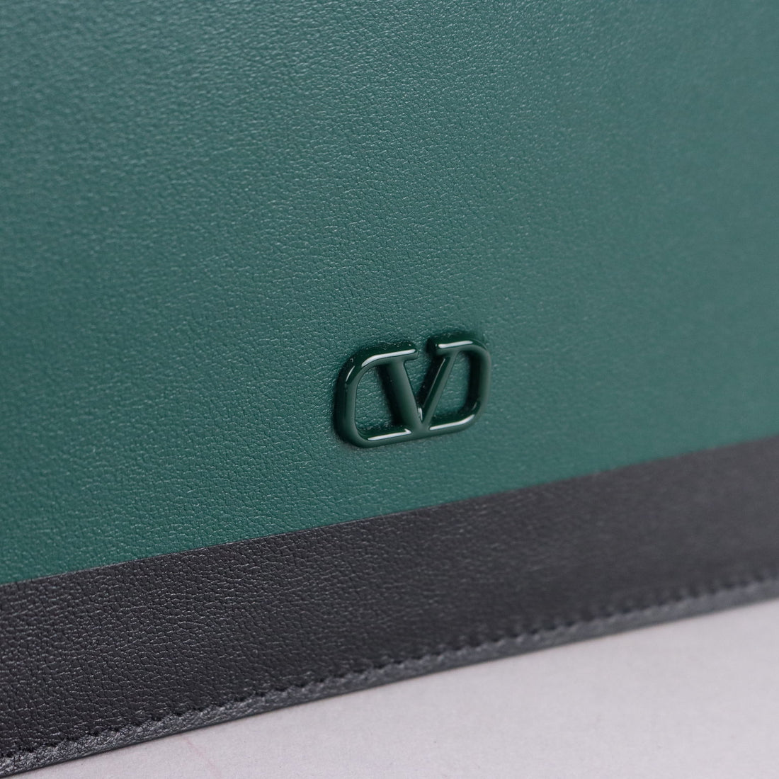  | Clothing & House Linens  Second hand