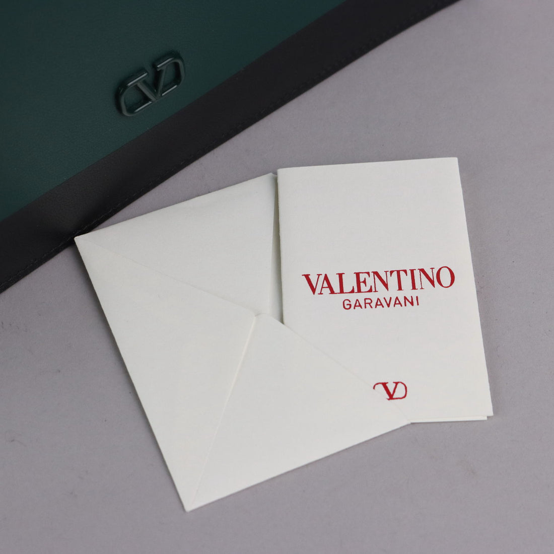  | Clothing & House Linens  Second hand