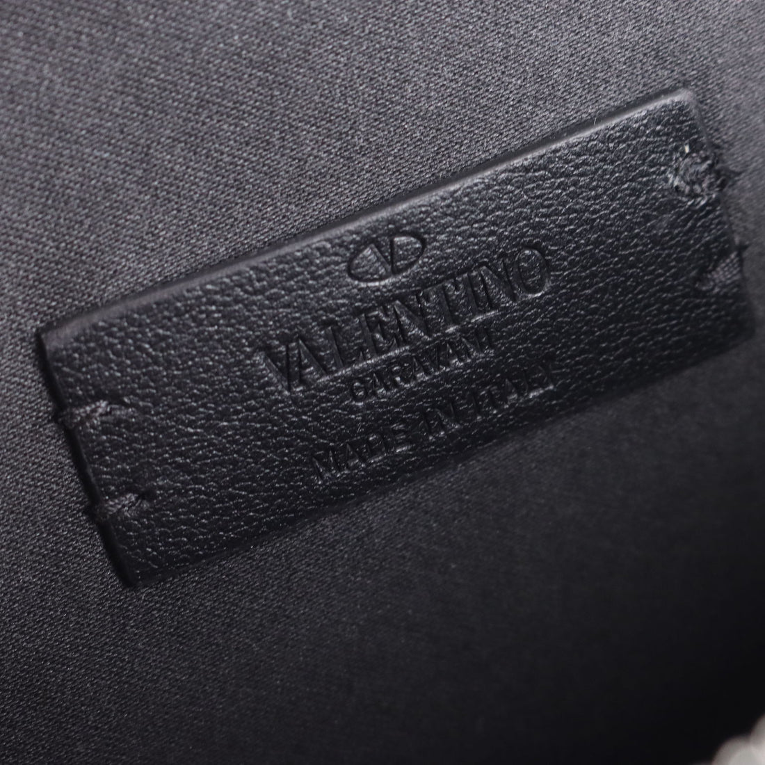  | Clothing & House Linens  Second hand