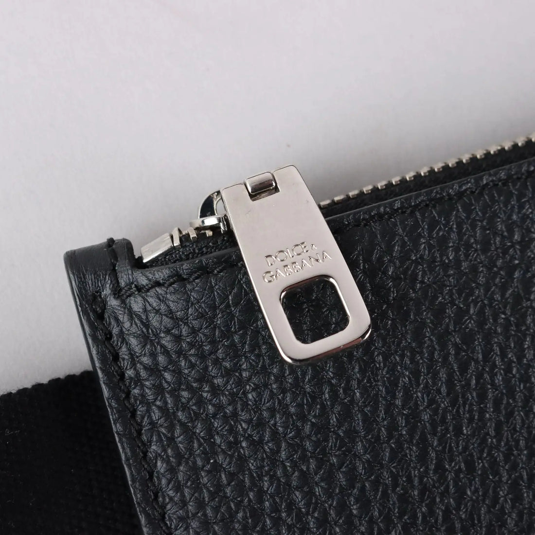 Dolce & Gabbana Belt Bag Calfskin with Box Italy Second Hand | Clothing & House Linens | Second hand
