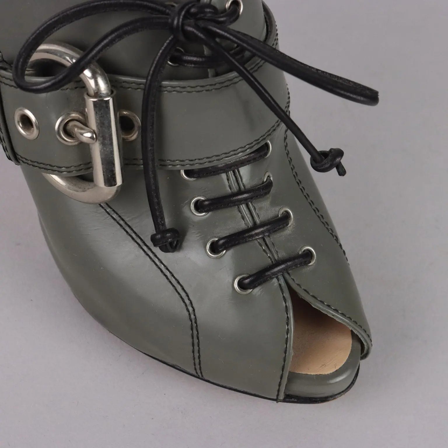 Open Toe Shoes Giuseppe Zanotti Leather UK Size 4,5 Italy Second Hand - UK Size 4,5 | Clothing & House Linens | Second hand