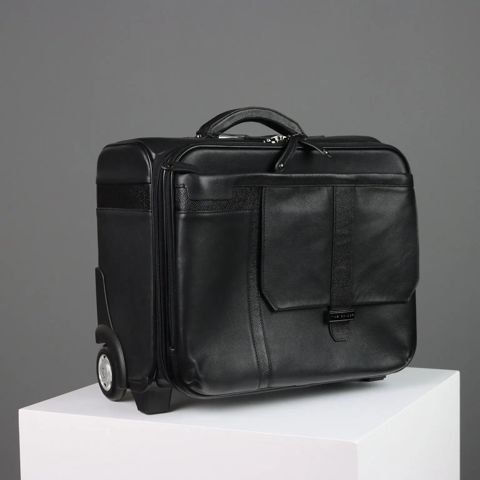 The Bridge Trolley Genuine Leather Second Hand Italy | Clothing & House Linens | Second hand