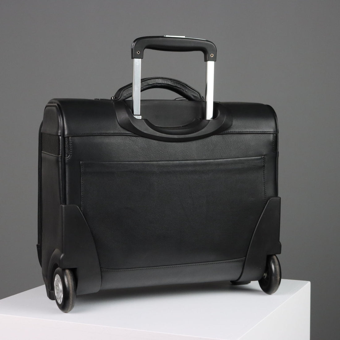  | Clothing & House Linens  Second hand