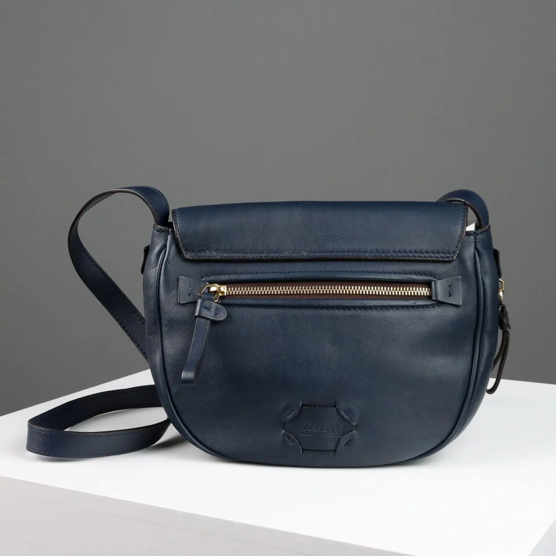 Fratelli Rossetti Shoulder Bag Blue Leather Second Hand Italy | Clothing & House Linens | Second hand