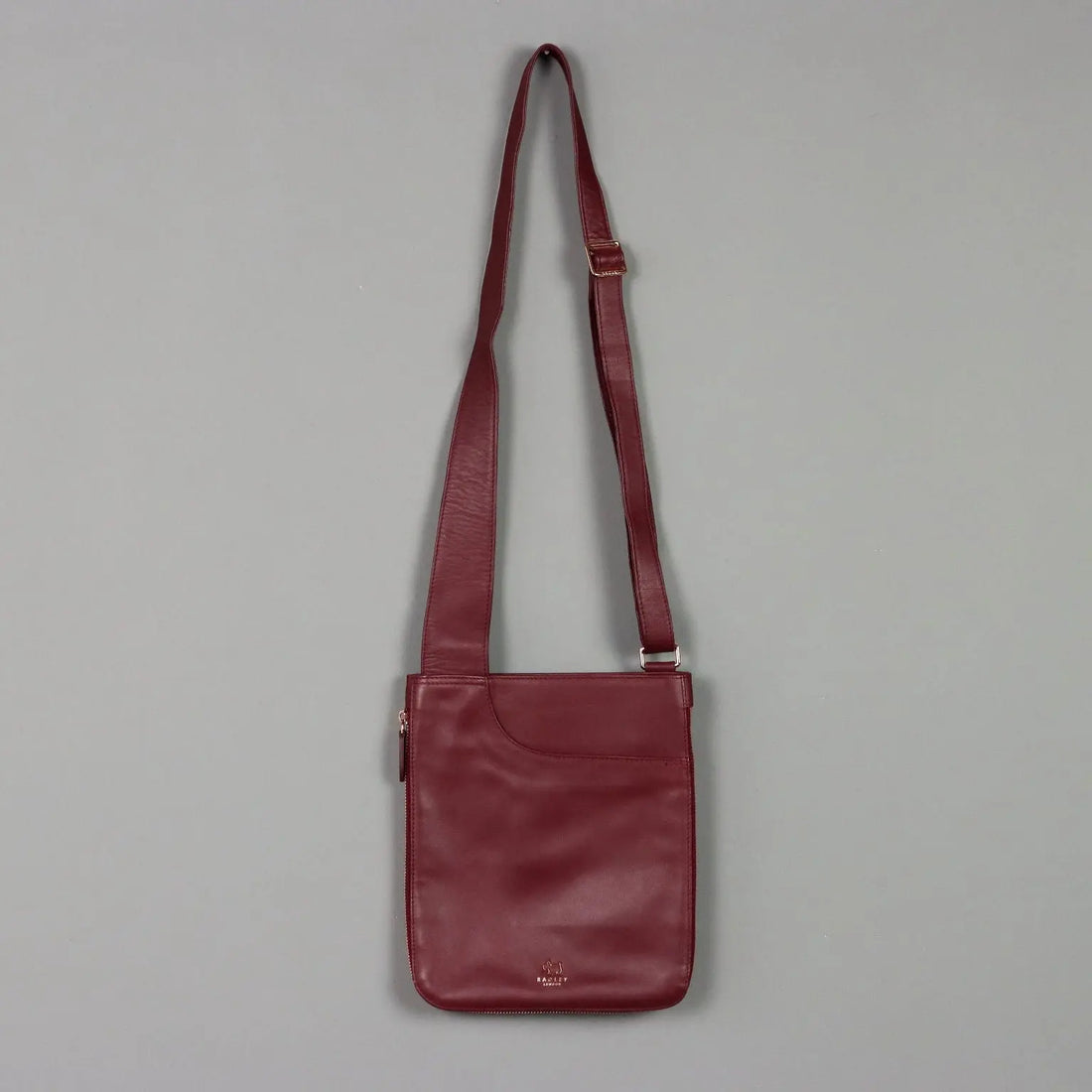 Radley Shoulder Bag Pockets Genuine Leather United Kingdom Original - Genuine Leather | Clothing & House Linens | Second hand