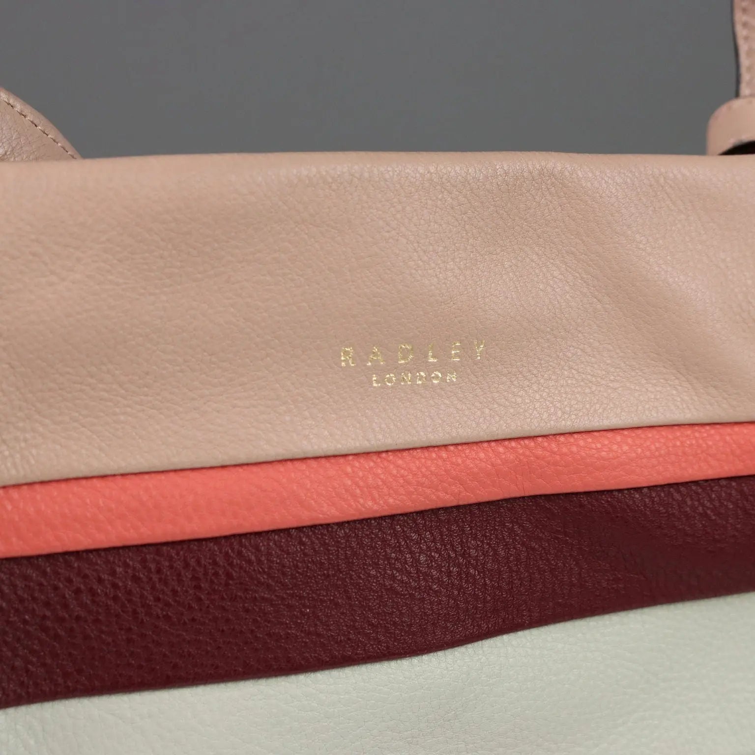 Radley Set Shoulder Bag and Wallet Second Hand Leather - Genuine Leather | Clothing & House Linens | Second hand