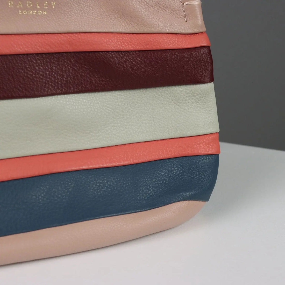 Radley Set Shoulder Bag and Wallet Second Hand Leather - Genuine Leather | Clothing & House Linens | Second hand