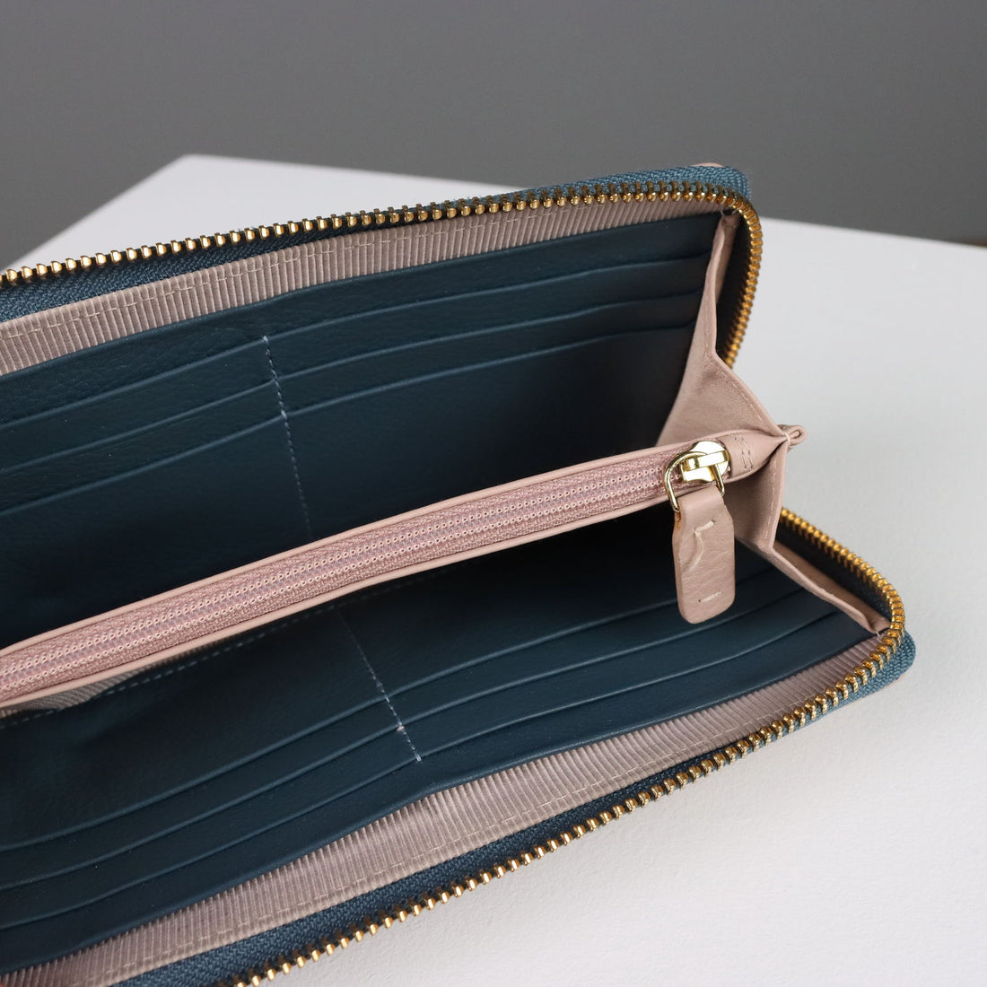  | Clothing & House Linens  Second hand