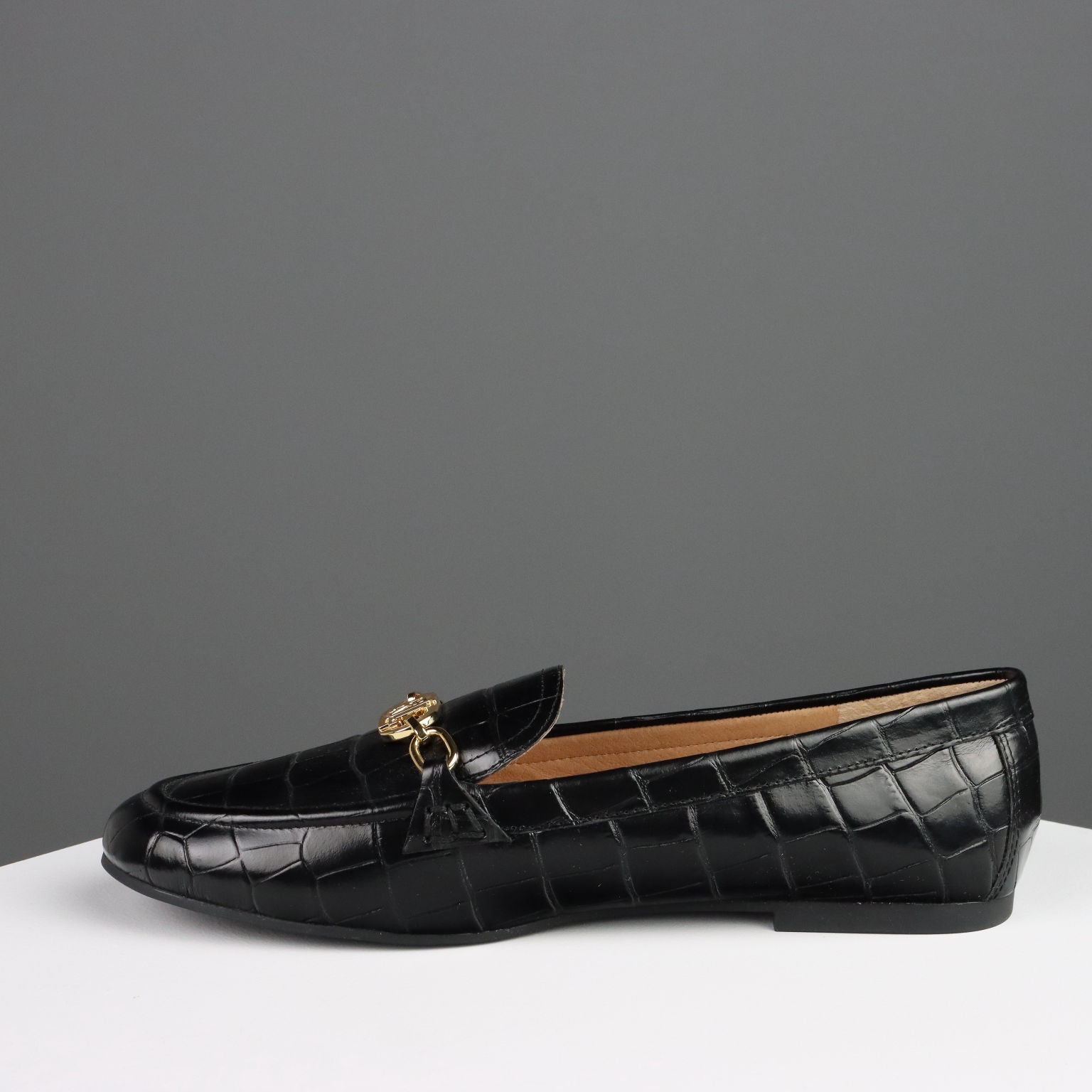  | Clothing & House Linens  Second hand