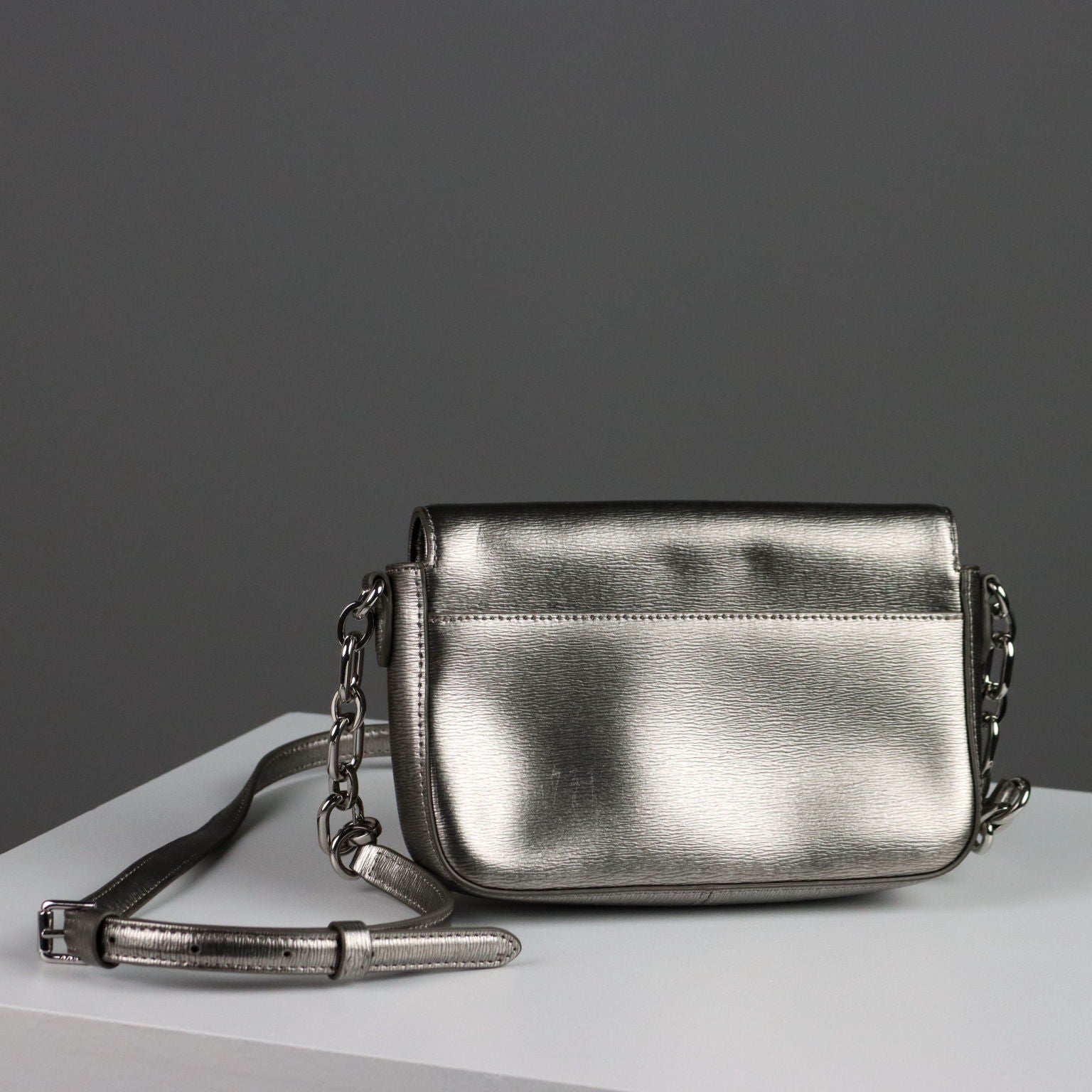  | Clothing & House Linens  Second hand