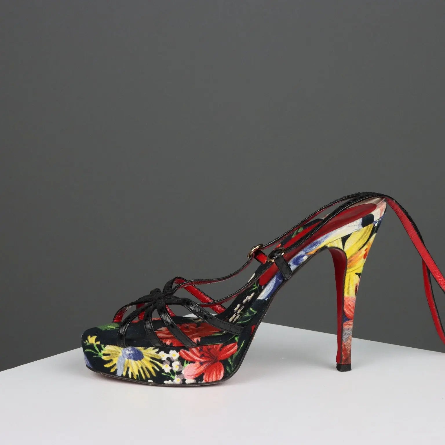 Dolce & Gabbana Sandals Leather Fabric UK Size 5 Second Hand Italy - UK Size 5 | Clothing & House Linens | Second hand