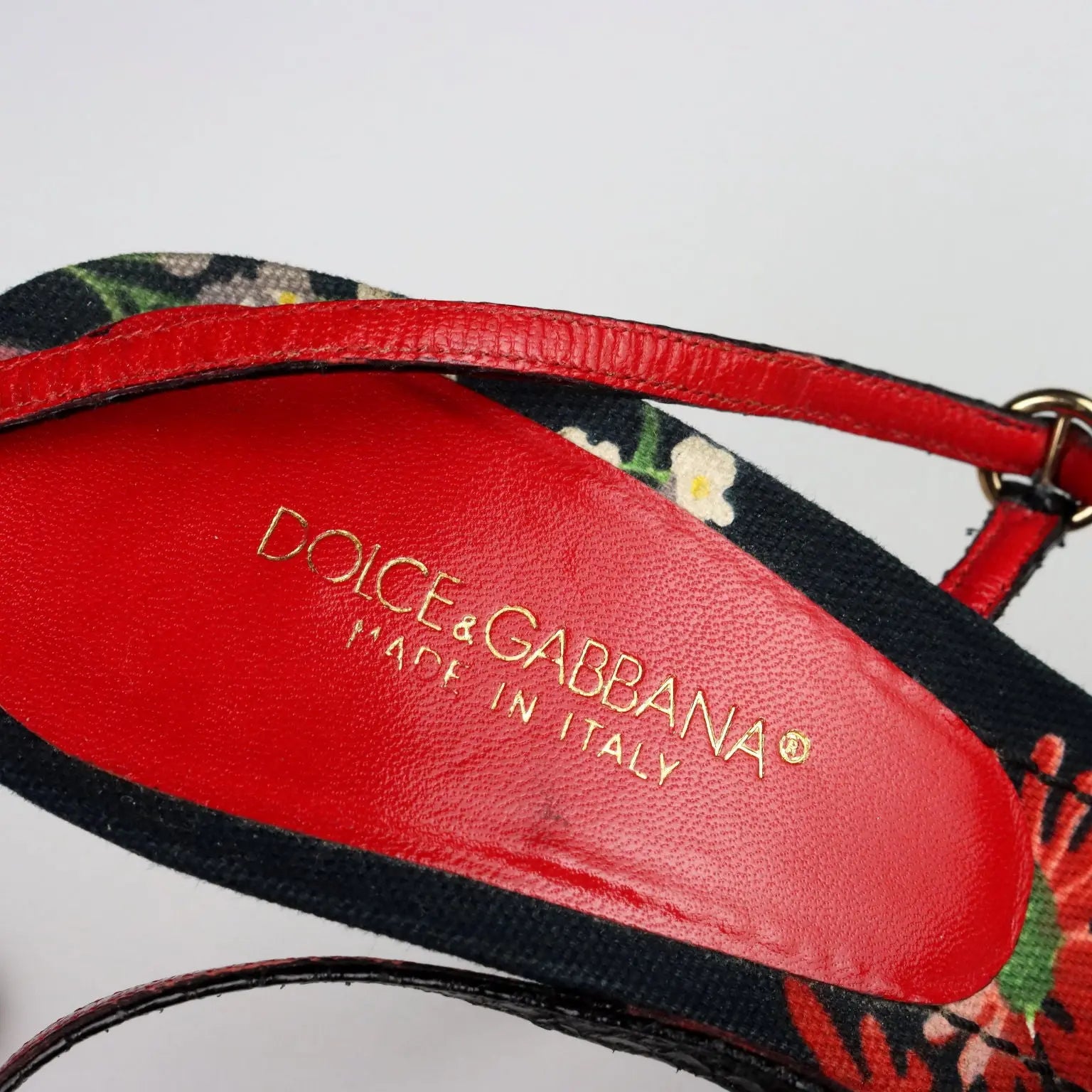 Dolce & Gabbana Sandals Leather Fabric UK Size 5 Second Hand Italy - UK Size 5 | Clothing & House Linens | Second hand