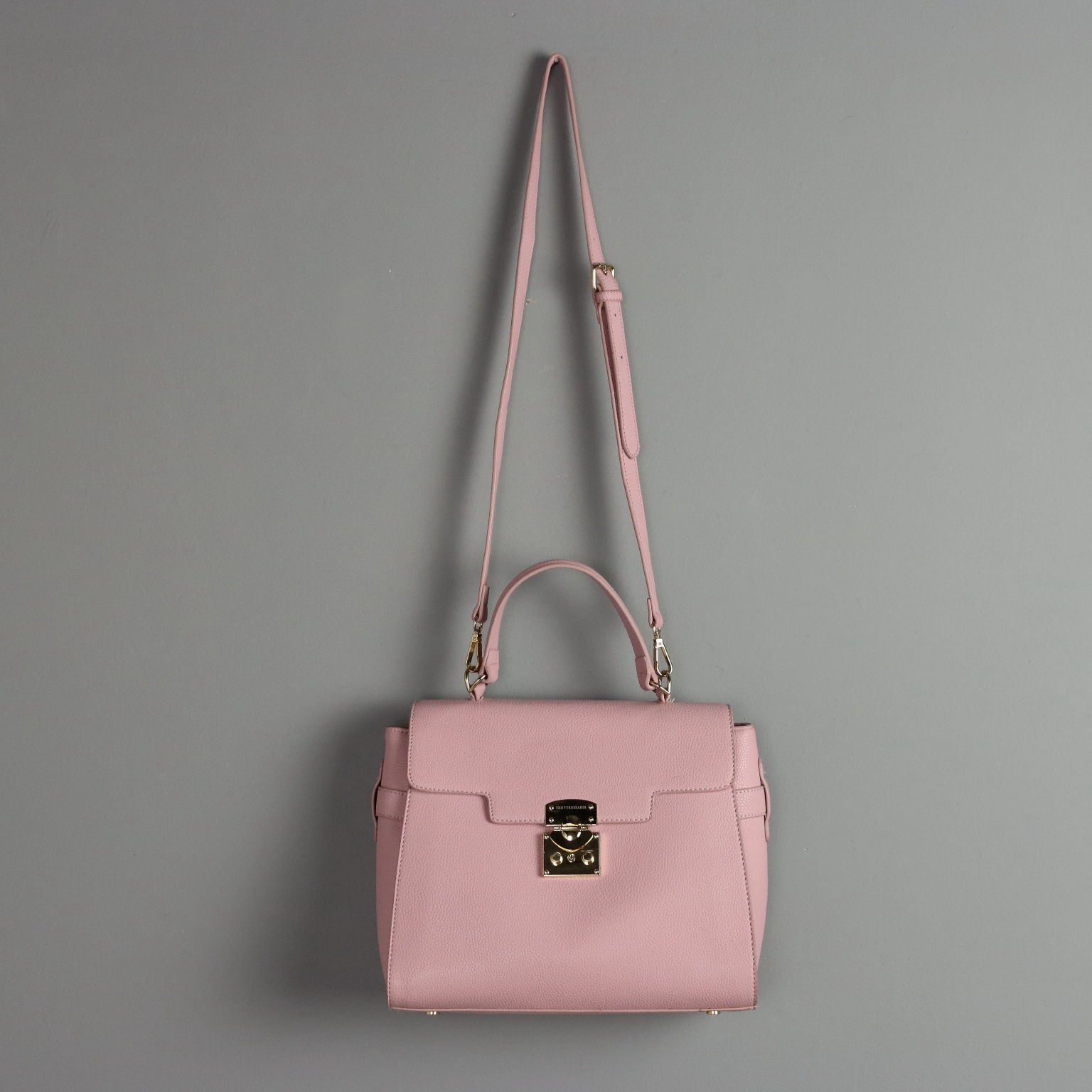  | Clothing & House Linens  Second hand