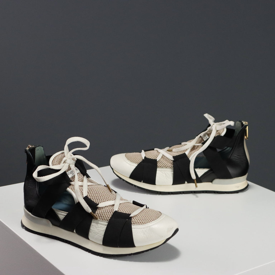  | Clothing & House Linens  Second hand