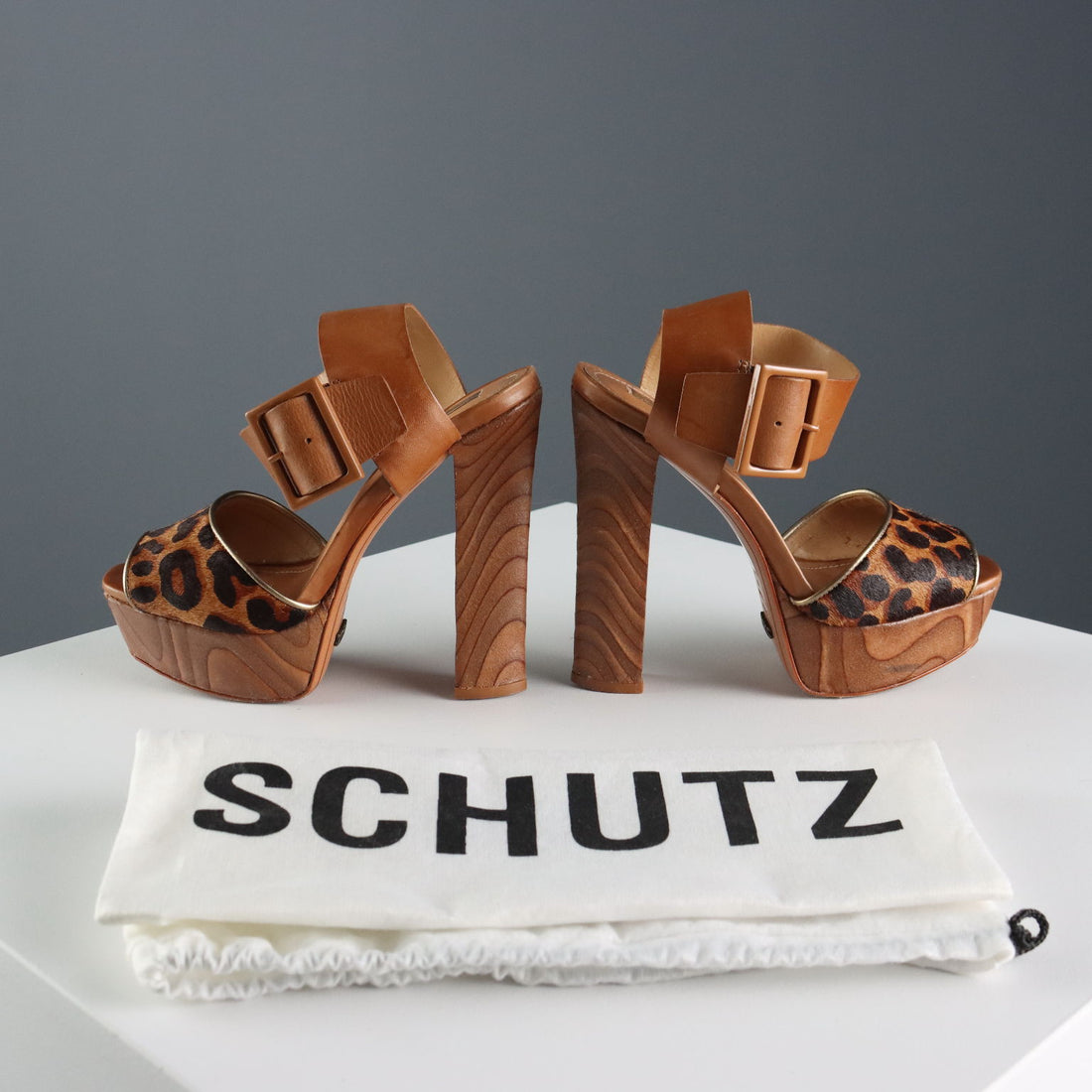  | Clothing & House Linens  Second hand