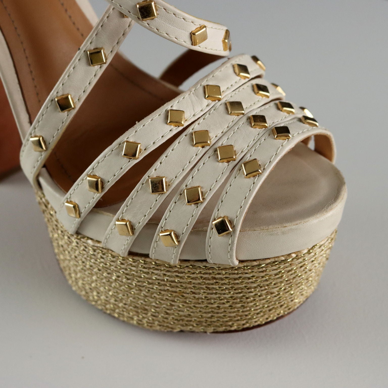  | Clothing & House Linens  Second hand