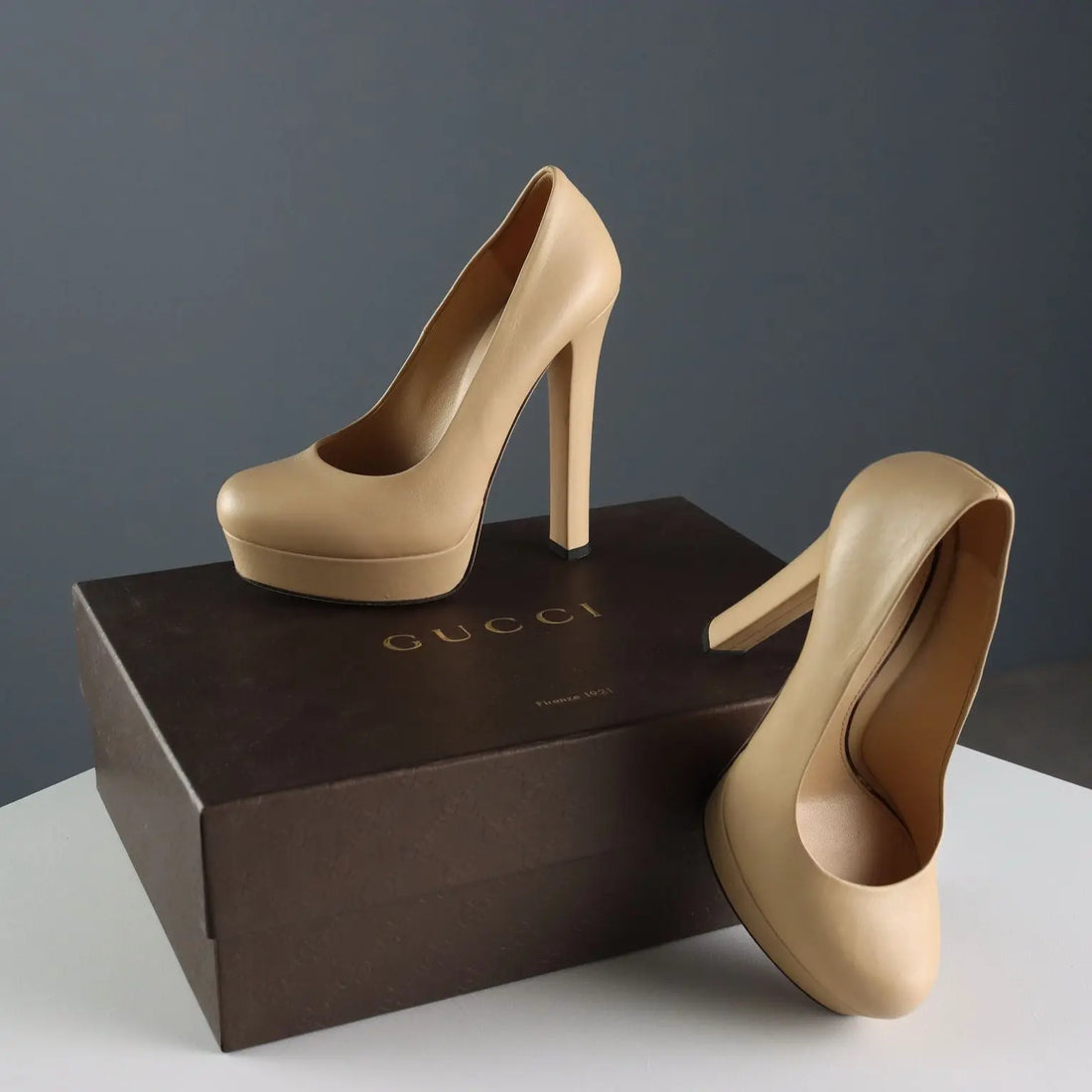 Gucci Heel Shoes Beige Leather UK Size 3 Second Hand Italy - UK Size 3 | Clothing & House Linens | Second hand