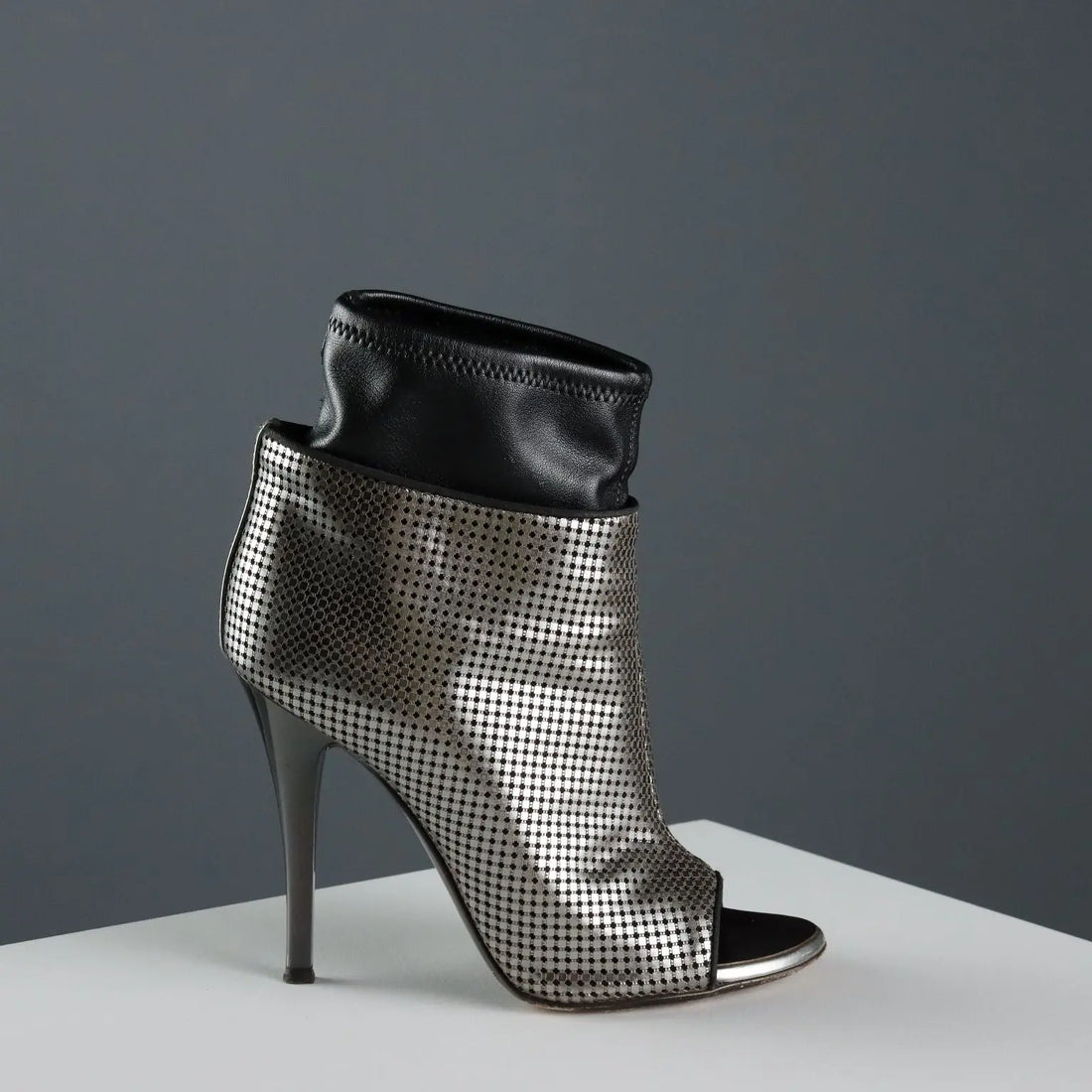 Giuseppe Zanotti Silver Ankle Boots Leather Second Hand UK Size 3 - UK Size 3 | Clothing & House Linens | Second hand