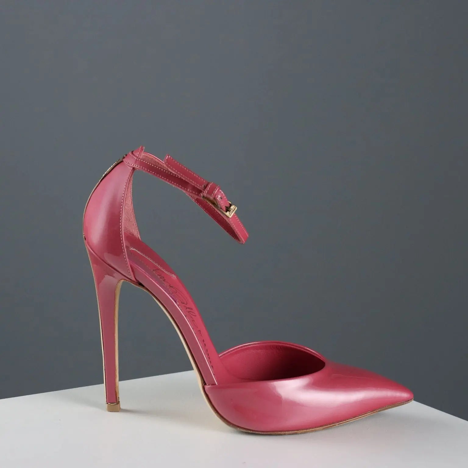 Le Silla Mary Jane Shoes Second Hand UK Size 3,5 Italy Dust Bag - UK Size 3,5 | Clothing & House Linens | Second hand