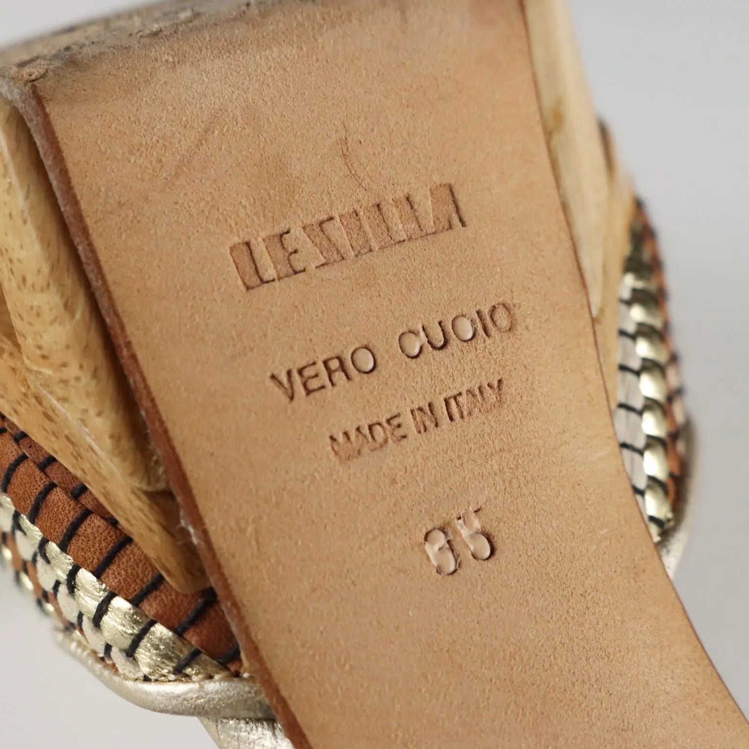 Le Silla Mary Jane Shoes Leather Wood UK Size 3 Second Hand - UK Size 3 | Clothing & House Linens | Second hand
