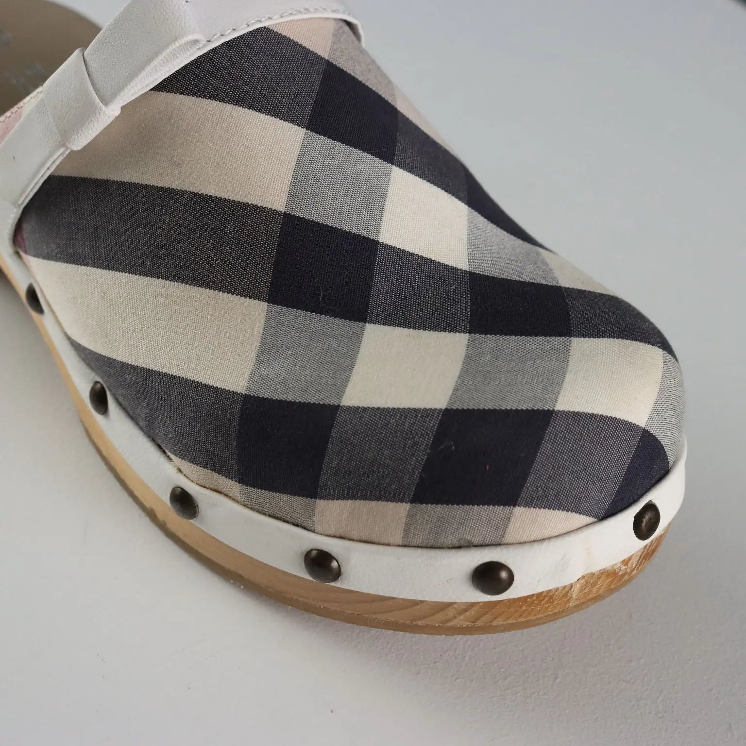 Burberry Clogs Wood Leather Fabric UK Size 3 Second Hand UK - UK Size 3 | Clothing & House Linens | Second hand