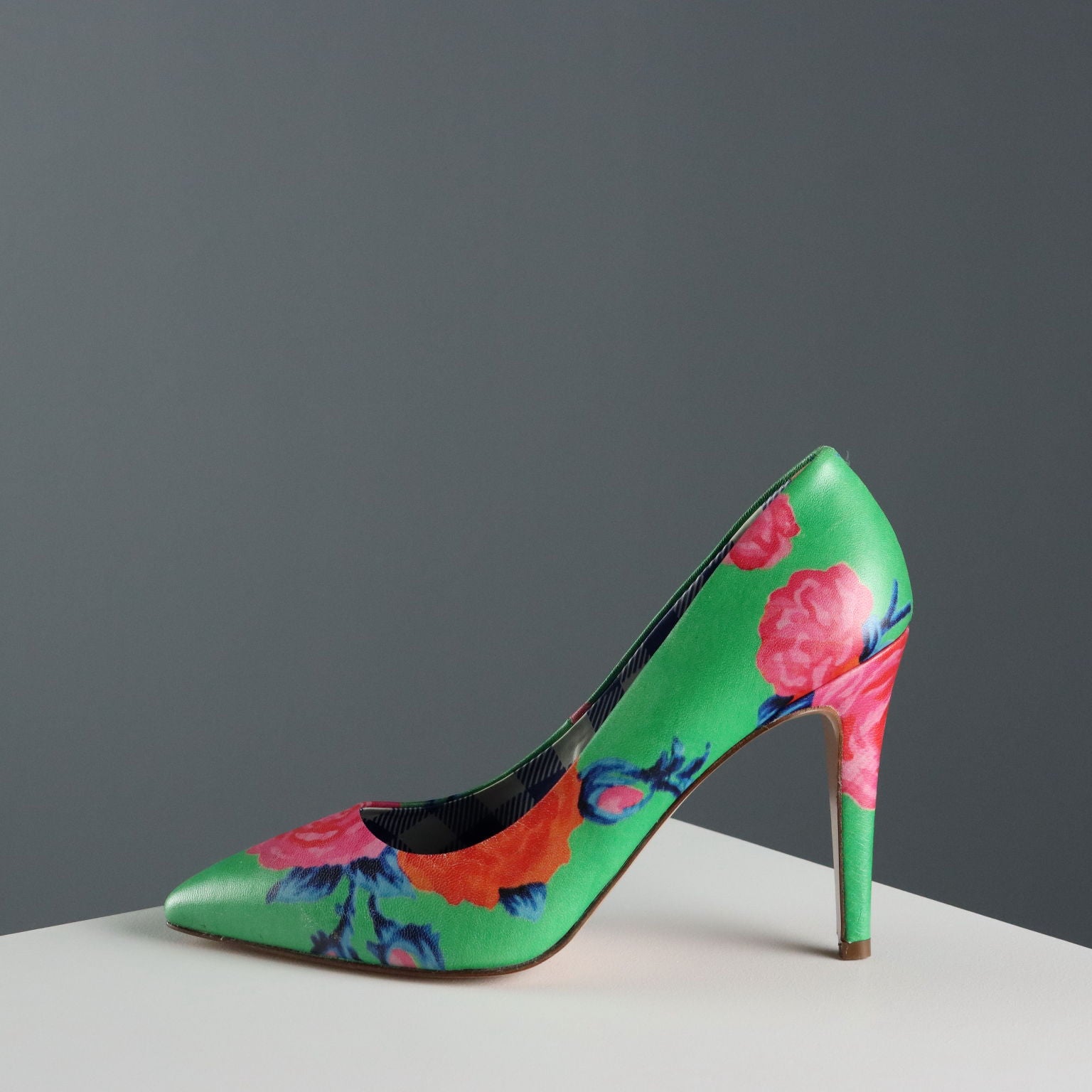  | Clothing & House Linens  Second hand