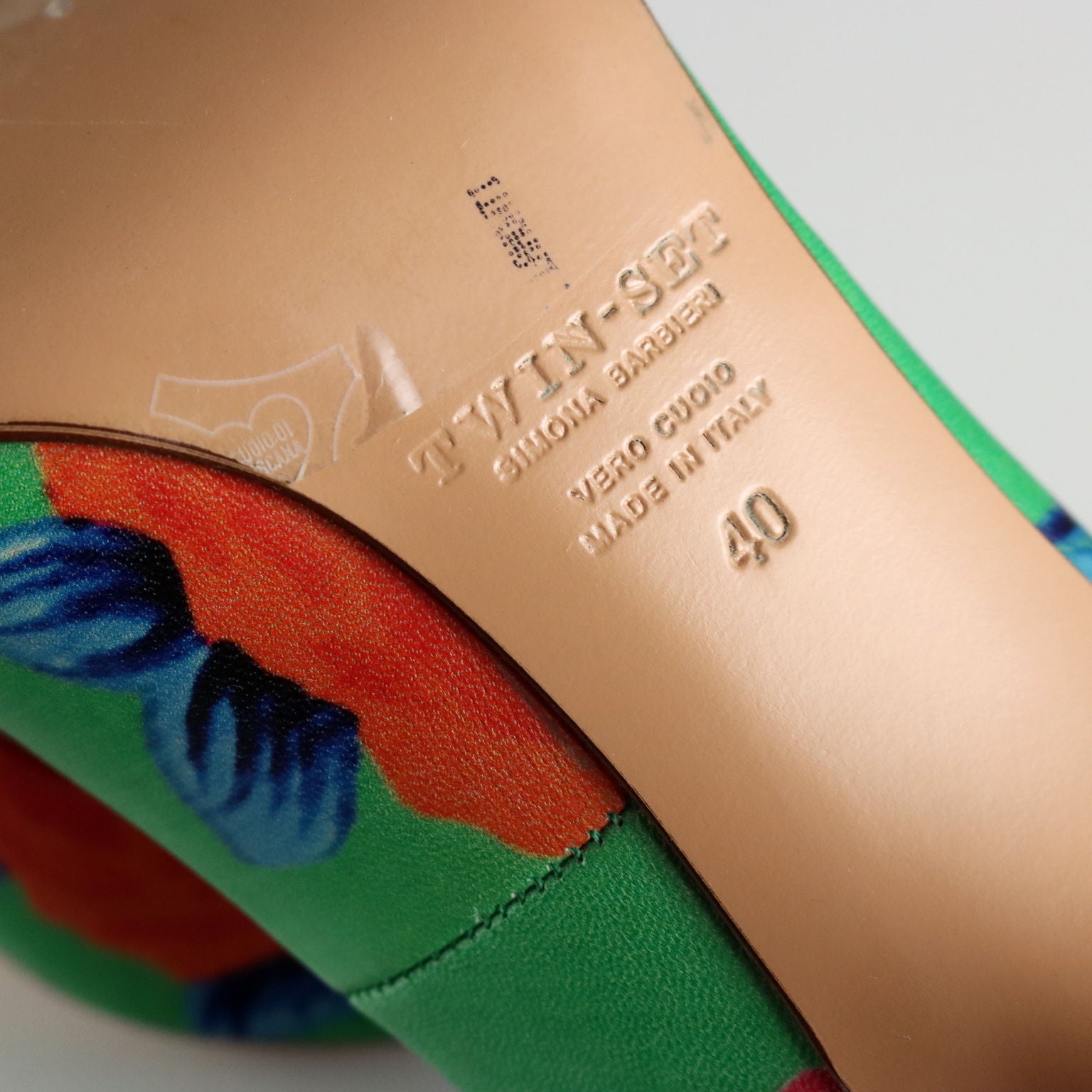  | Clothing & House Linens  Second hand