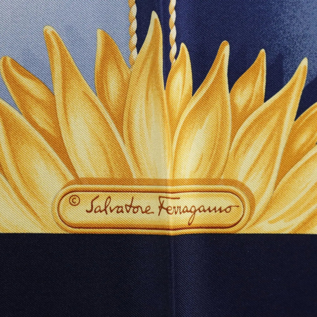 Ferragamo Vela Blu Scarf Pure Silk Yacht Capital Italy Second Hand - Pure Silk | Clothing & House Linens | Second hand