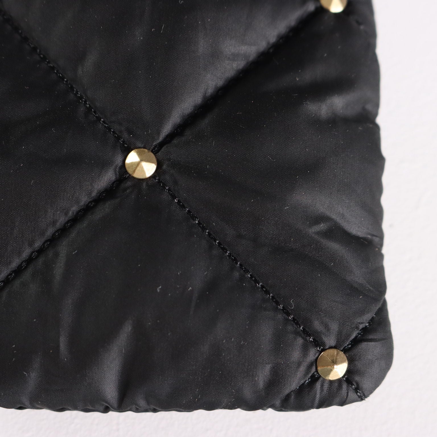  | Clothing & House Linens  Second hand