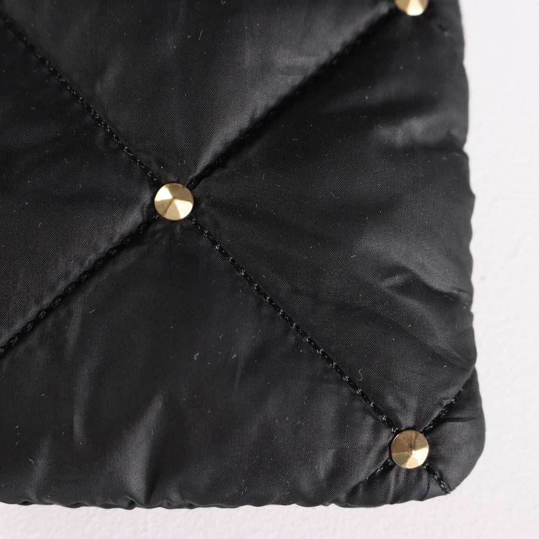  | Clothing & House Linens  Second hand