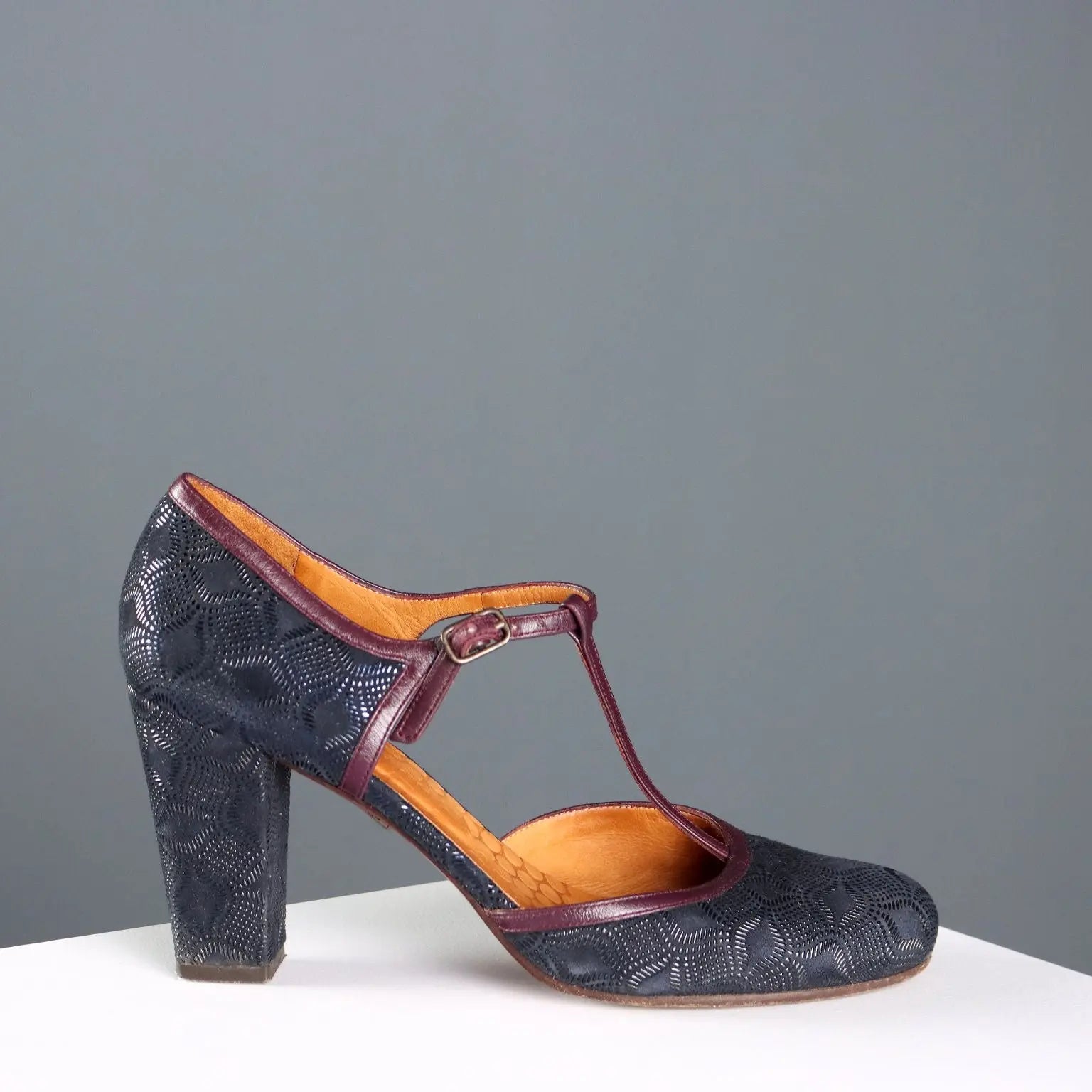 Chie Mihara Shoes T-Strap Second Hand Leather Size 7 Spain - UK Size 7 | Clothing & House Linens | Second hand