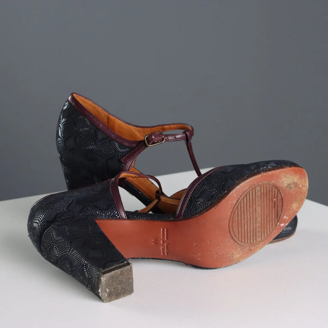 Chie Mihara Shoes T-Strap Second Hand Leather Size 7 Spain - UK Size 7 | Clothing & House Linens | Second hand