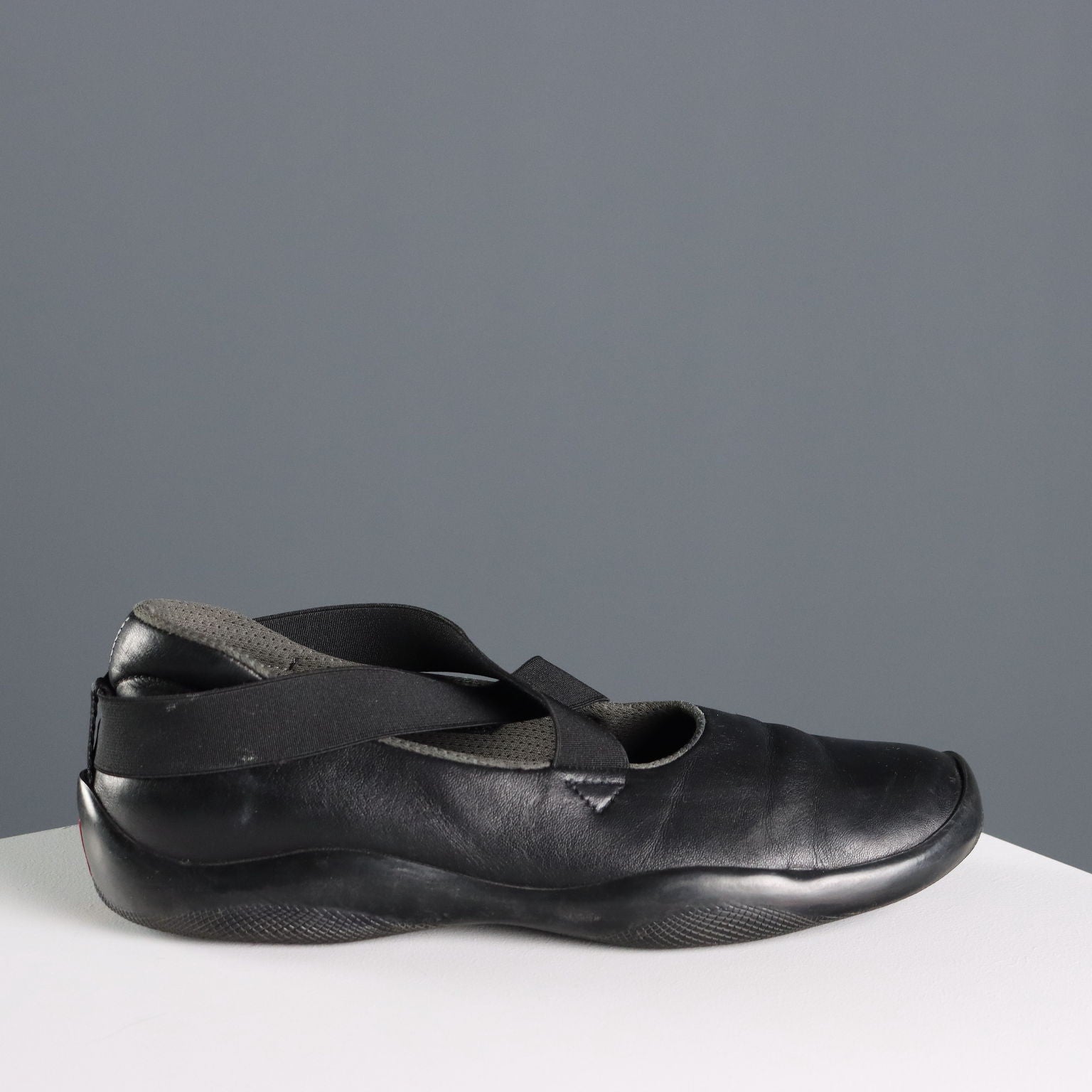  | Clothing & House Linens  Second hand