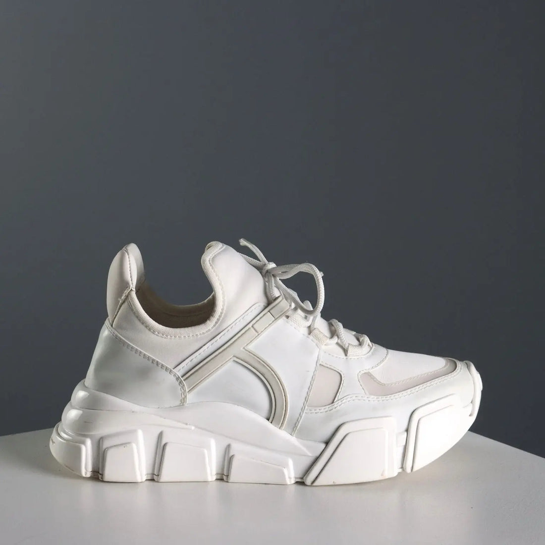Ferragamo White Sneakers Leather Rubber UK Size 3 Second Hand Italy - UK Size 3 | Clothing & House Linens | Second hand