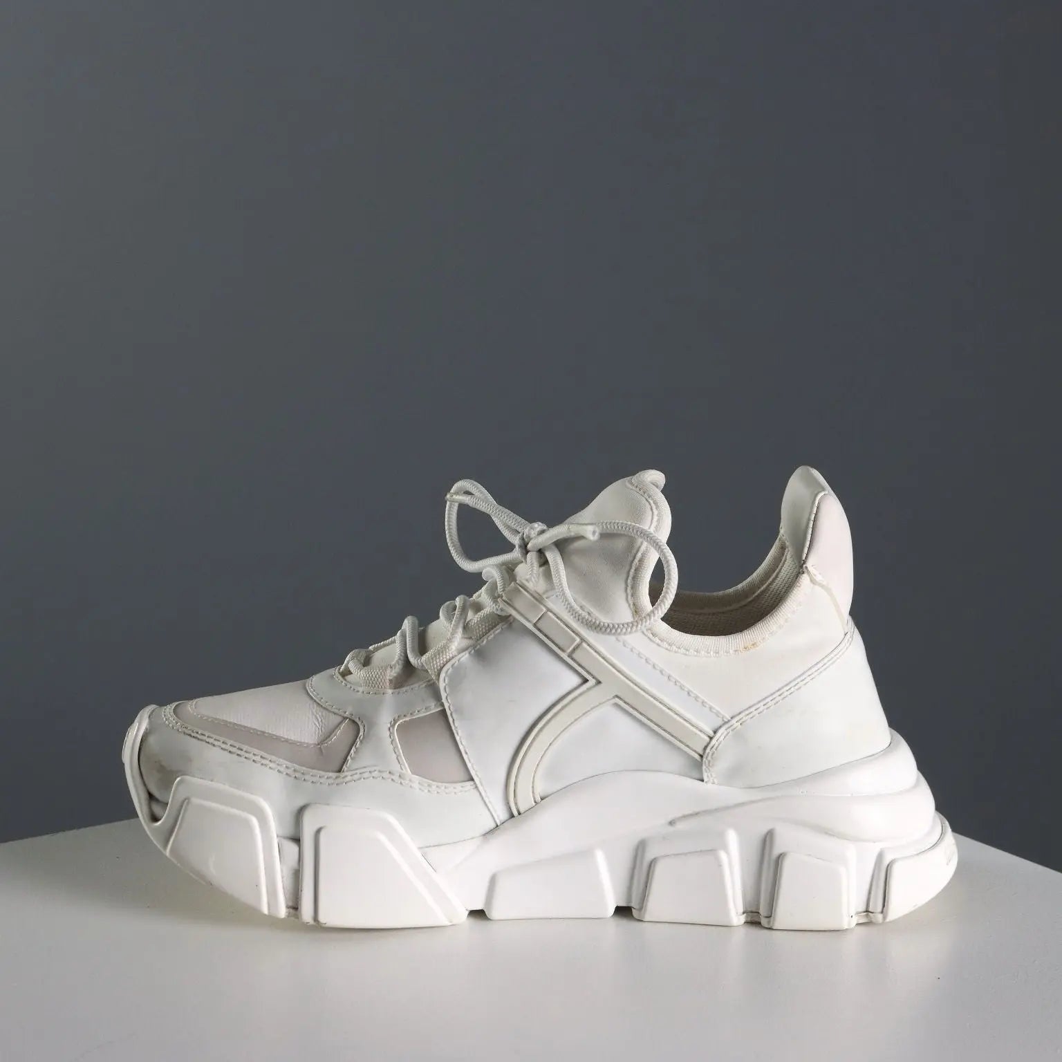 Ferragamo White Sneakers Leather Rubber UK Size 3 Second Hand Italy - UK Size 3 | Clothing & House Linens | Second hand