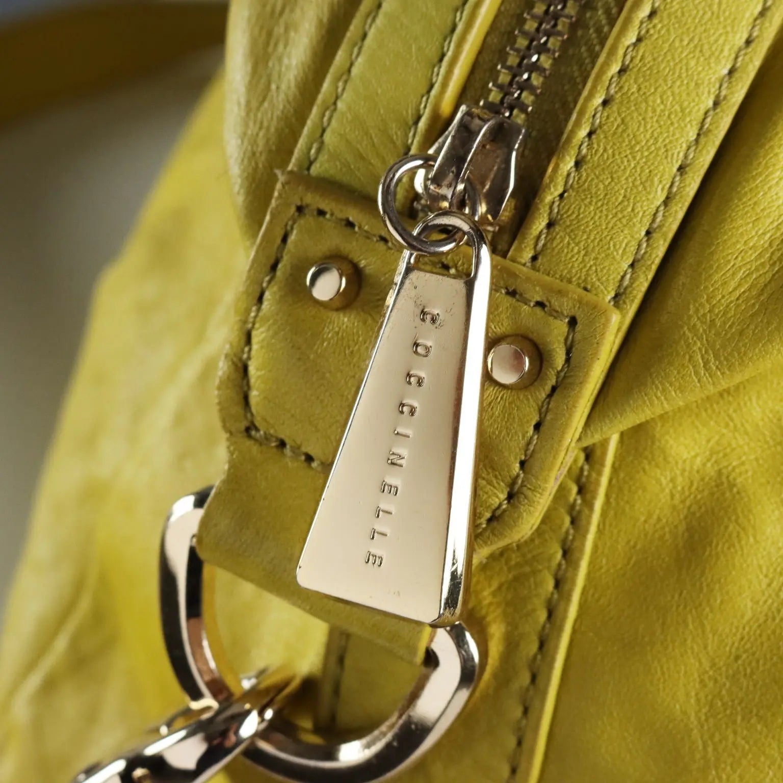 Coccinelle Handbag Genuine Leather Second Hand Dust Bag - Genuine Leather | Clothing & House Linens | Second hand