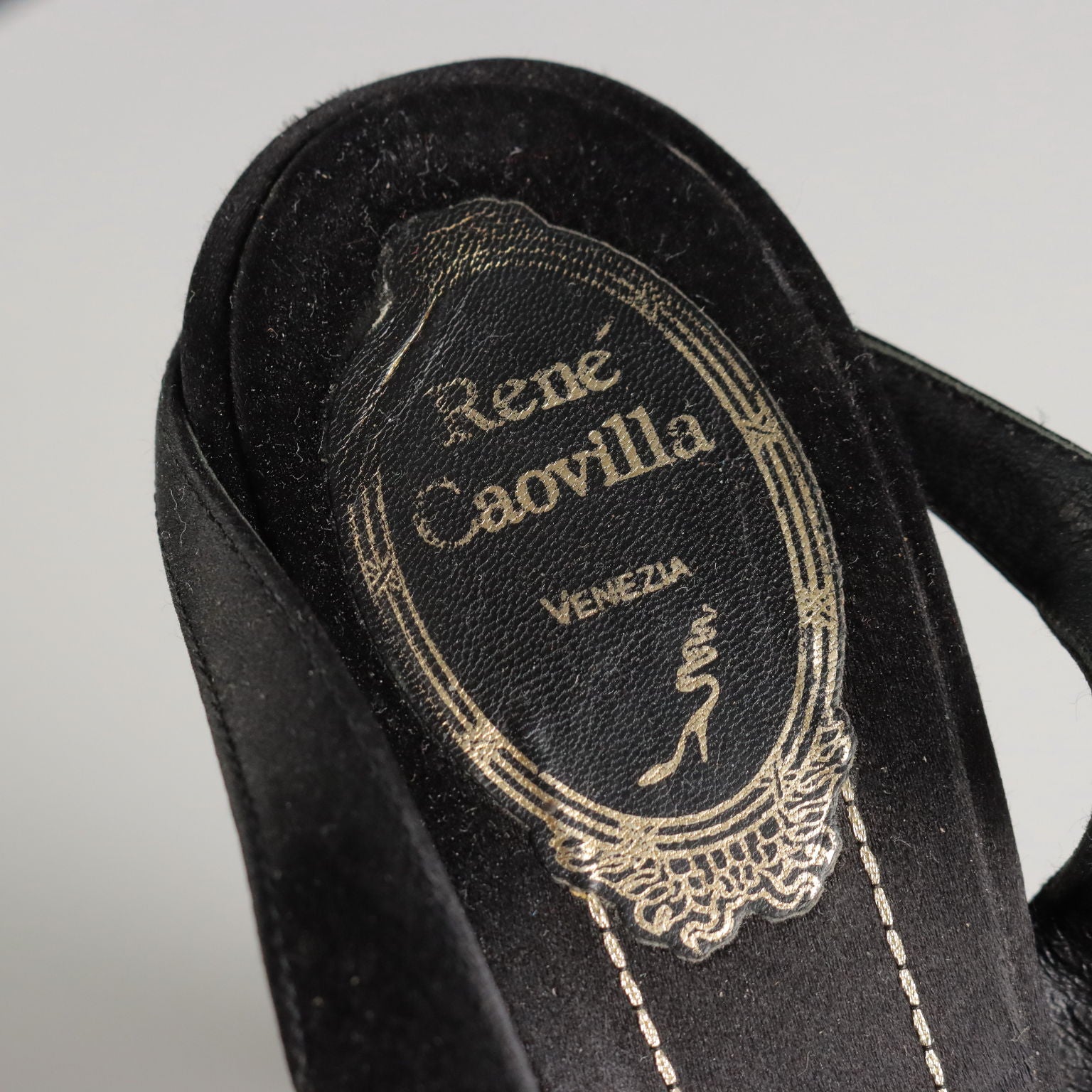  | Clothing & House Linens  Second hand