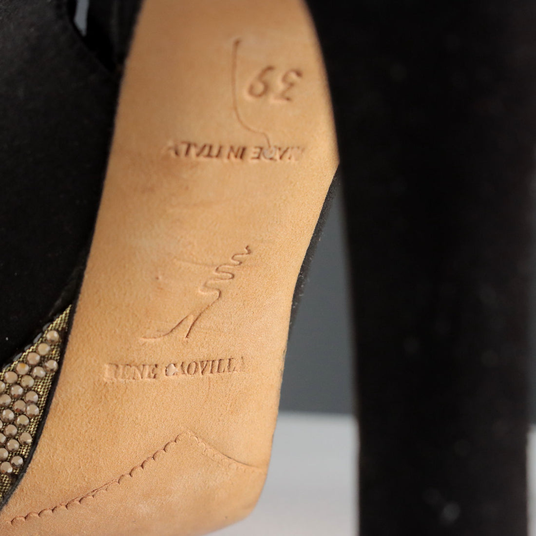  | Clothing & House Linens  Second hand