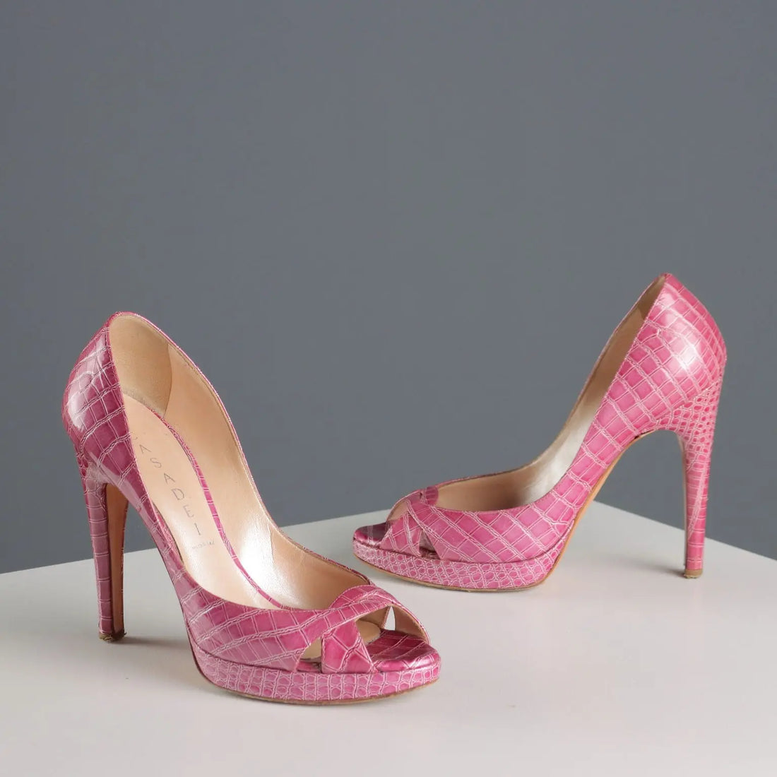 Casadei Pink Sandals Leather UK Size 3 Second Hand Italy Accessories - UK Size 3 | Clothing & House Linens | Second hand