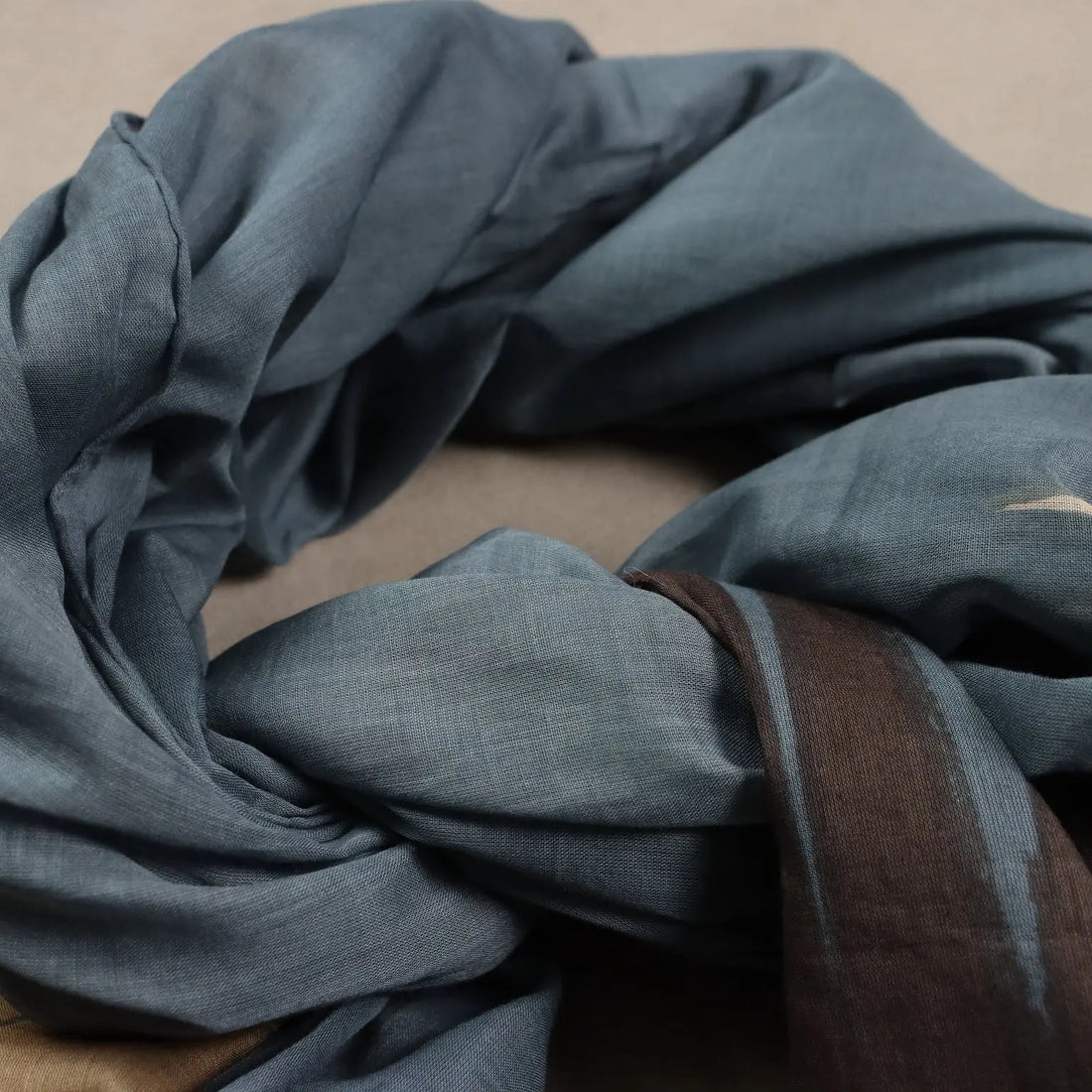 Ferragamo Scarf Pure Coloured Cotton Second Hand Italy - Pure Cotton | Clothing & House Linens | Second hand