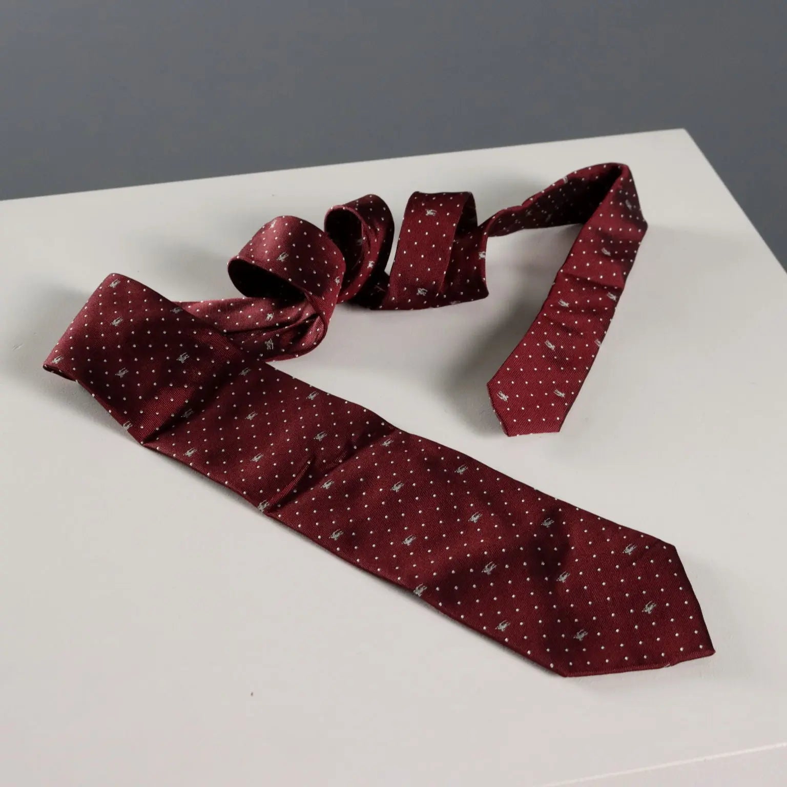 Burberry Bordeaux Tie Pure Silk Dots England Second Hand - Pure Silk | Clothing & House Linens | Vintage