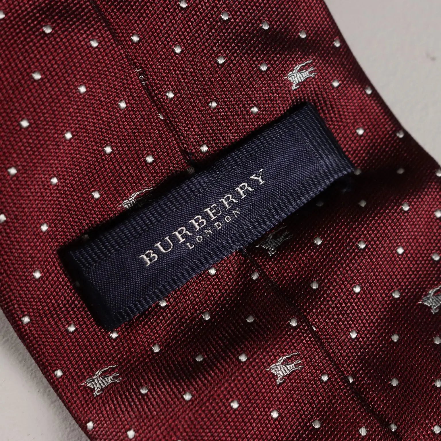 Burberry Bordeaux Tie Pure Silk Dots England Second Hand - Pure Silk | Clothing & House Linens | Vintage
