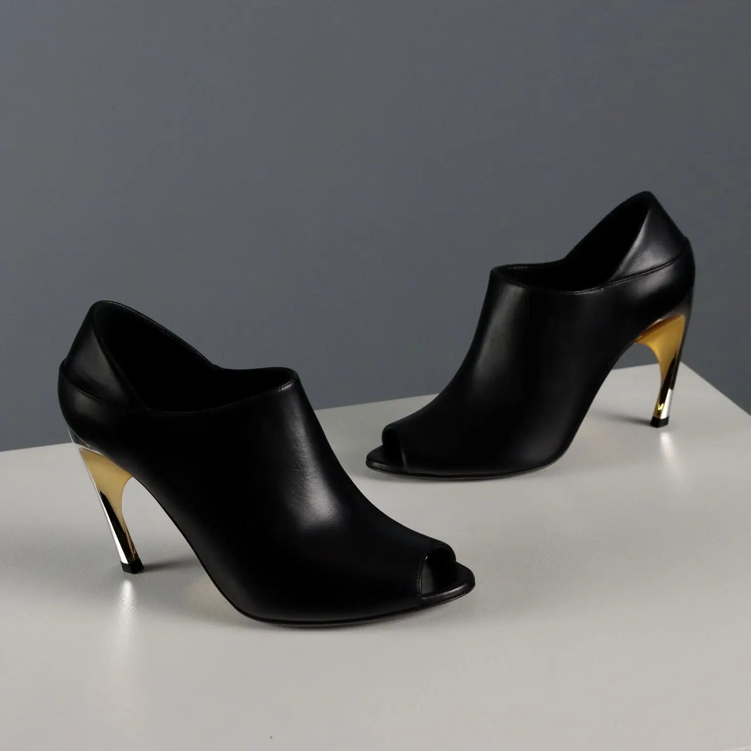 Alexander McQueen Ankle Boots Open Toe Leather UK Size 5 - UK Size 5 | Clothing & House Linens | Second hand