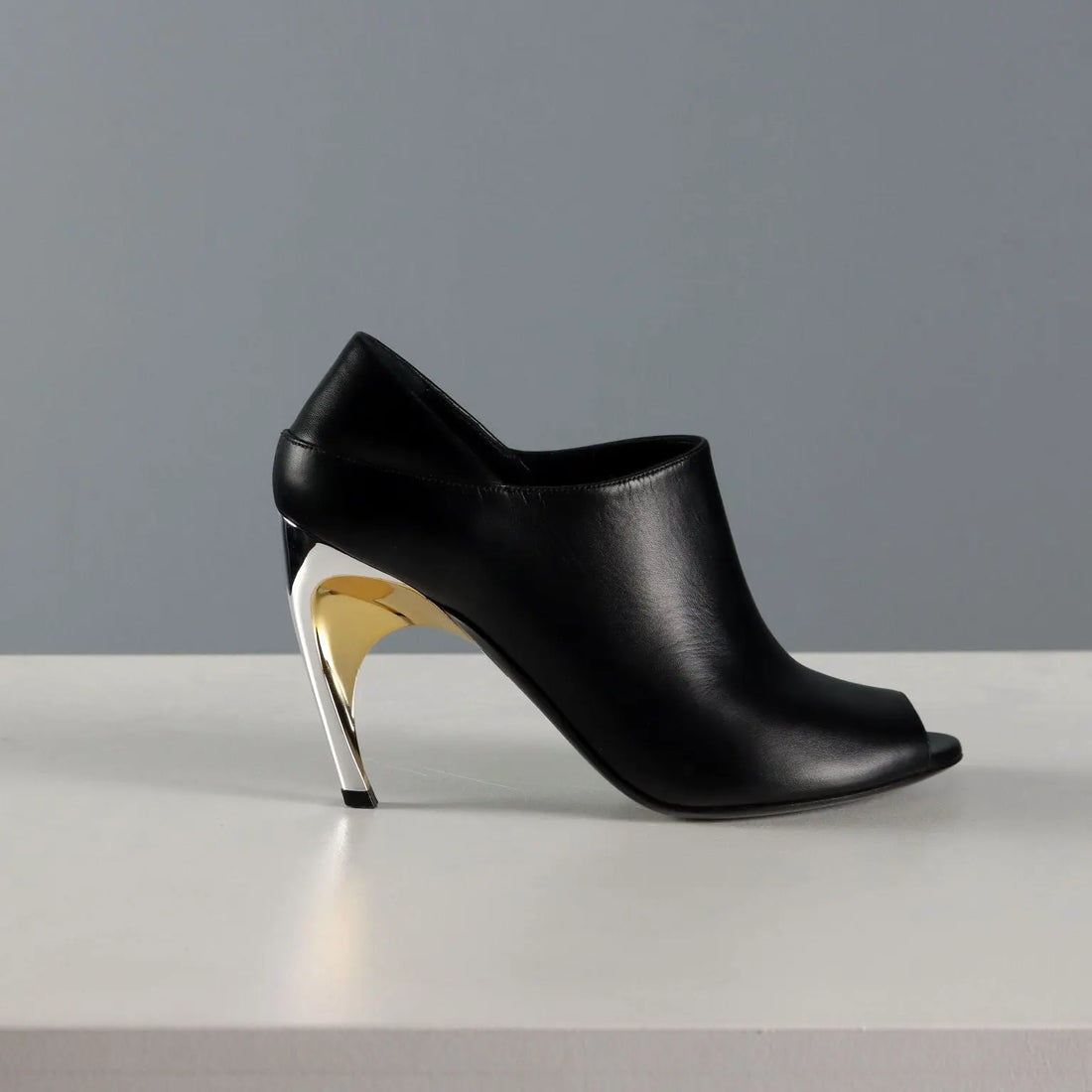 Alexander McQueen Ankle Boots Open Toe Leather UK Size 5 - UK Size 5 | Clothing & House Linens | Second hand