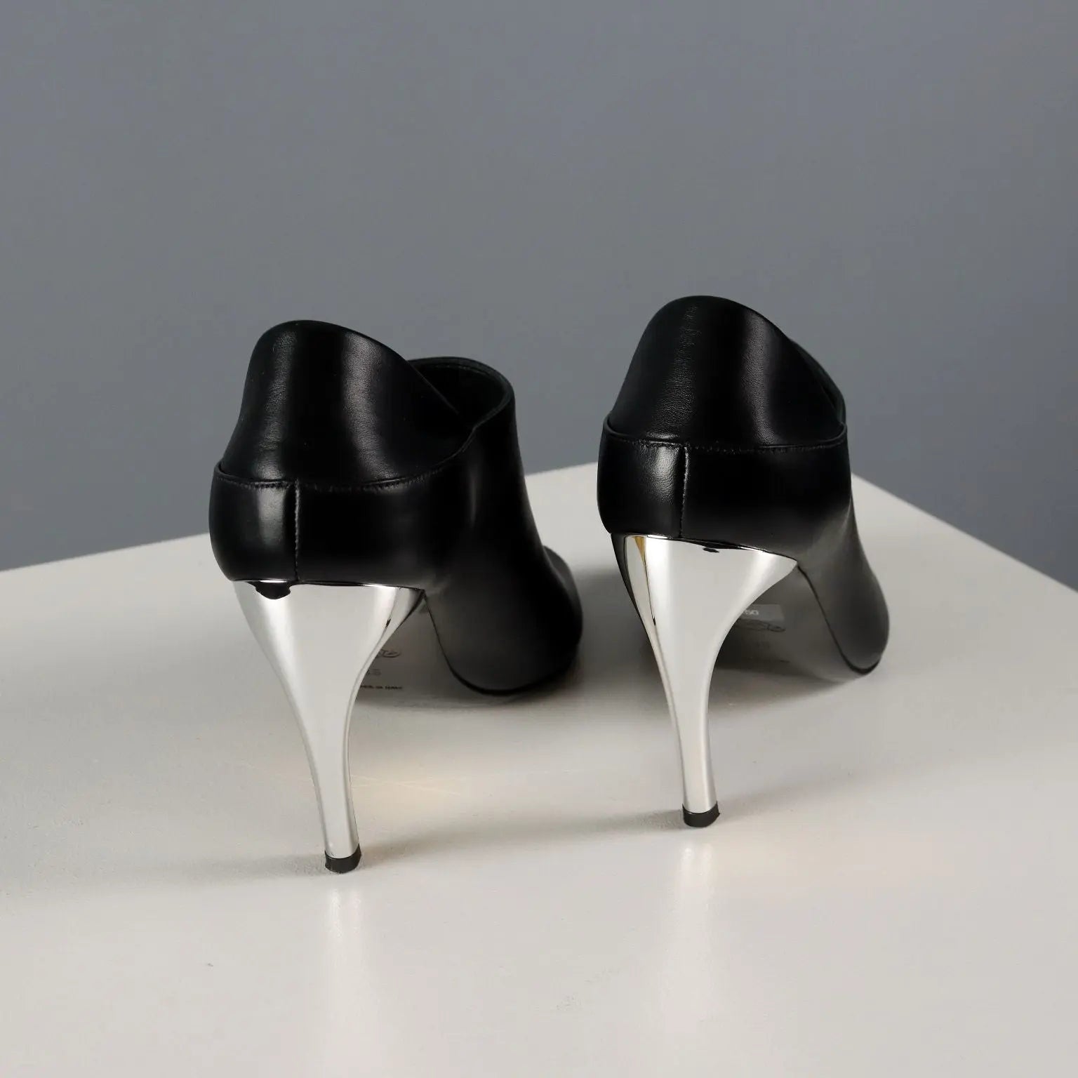 Alexander McQueen Ankle Boots Open Toe Leather UK Size 5 - UK Size 5 | Clothing & House Linens | Second hand